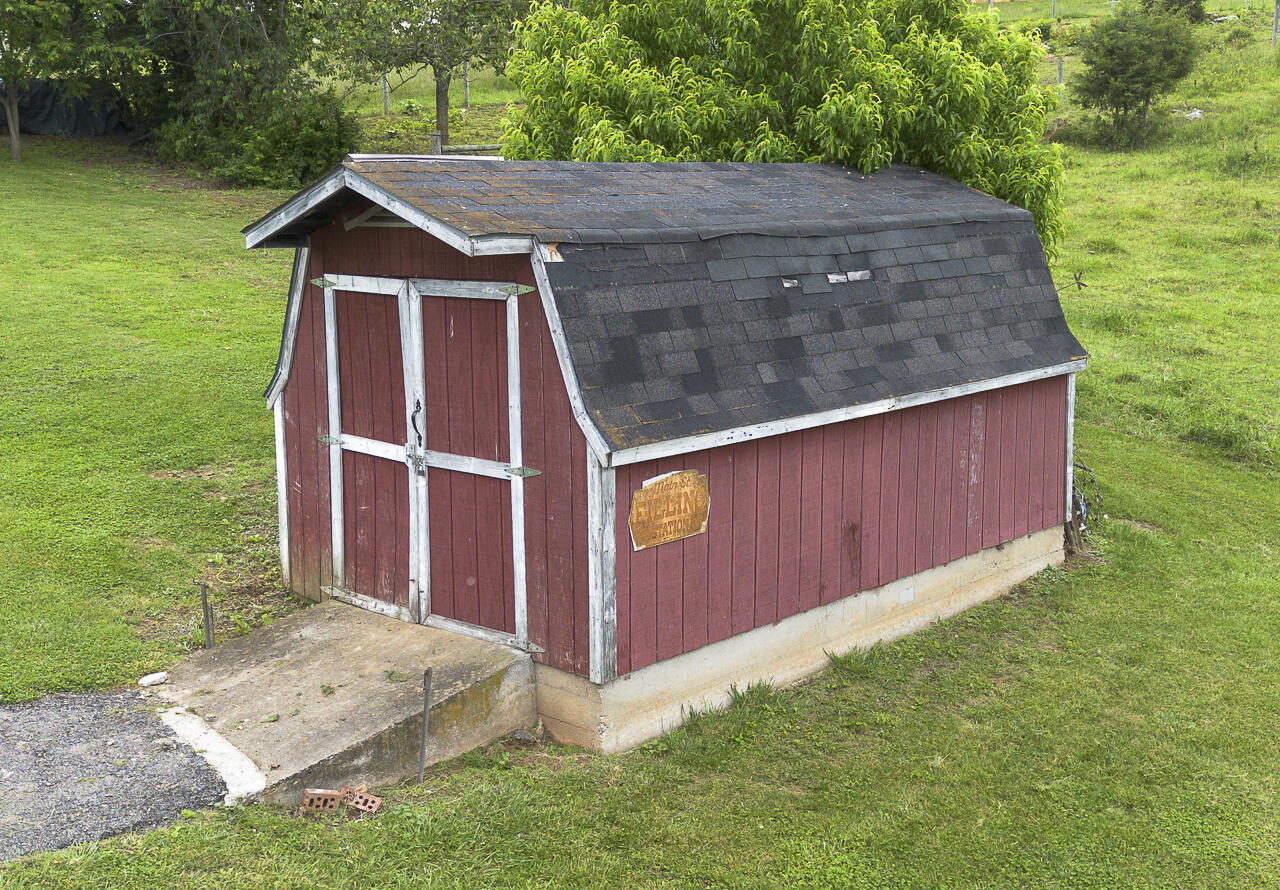 339 Finley Rd