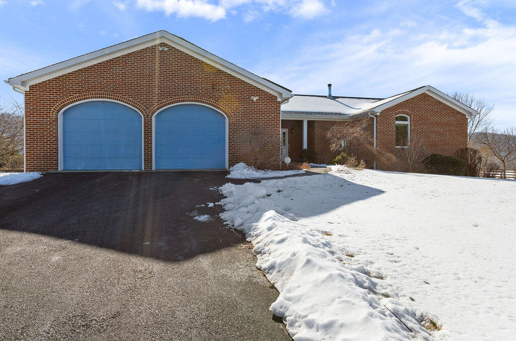 130 Walkers Creek Rd