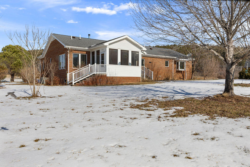 130 Walkers Creek Rd