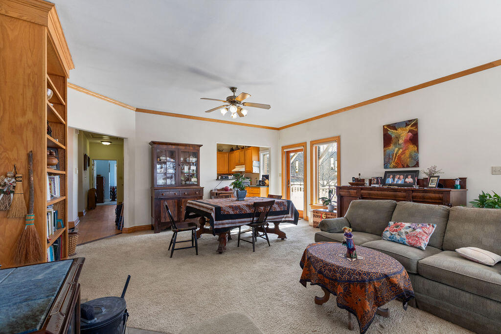 130 Walkers Creek Rd