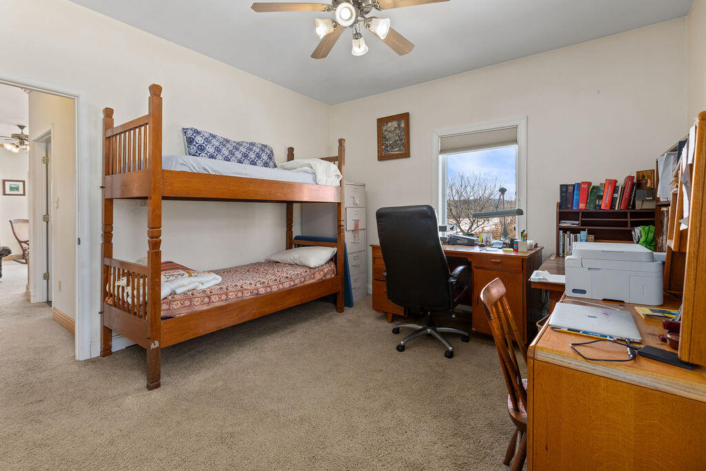 130 Walkers Creek Rd