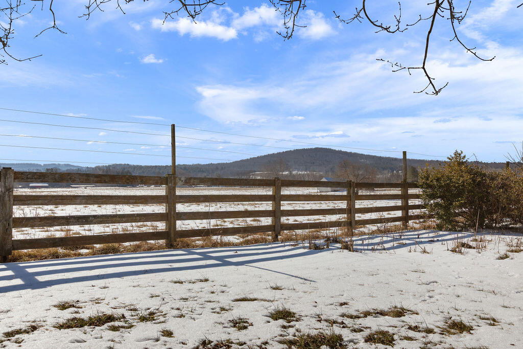 130 Walkers Creek Rd