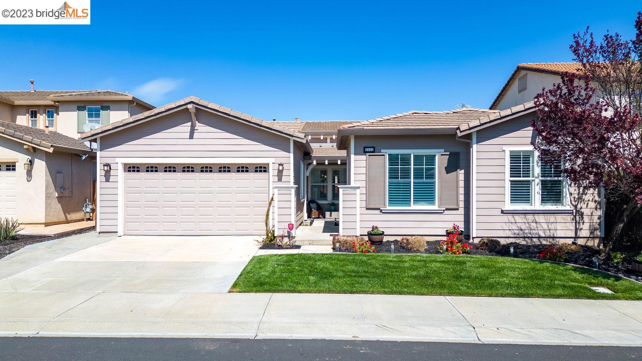 5111 Fern Ridge Cir