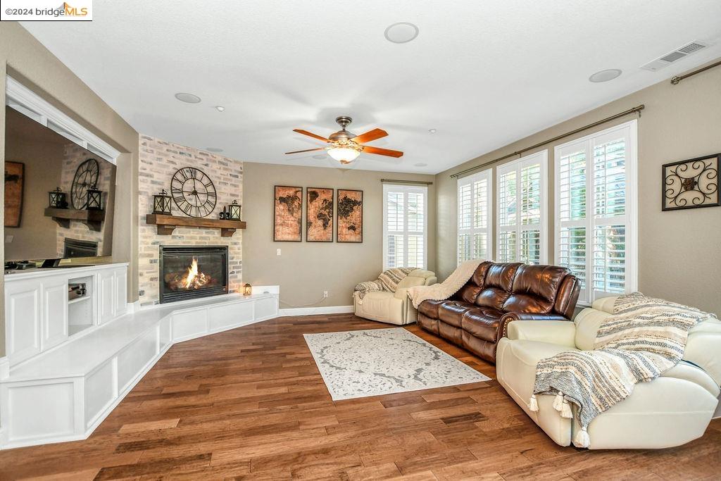 12 Privet Ct., Oakley 94561