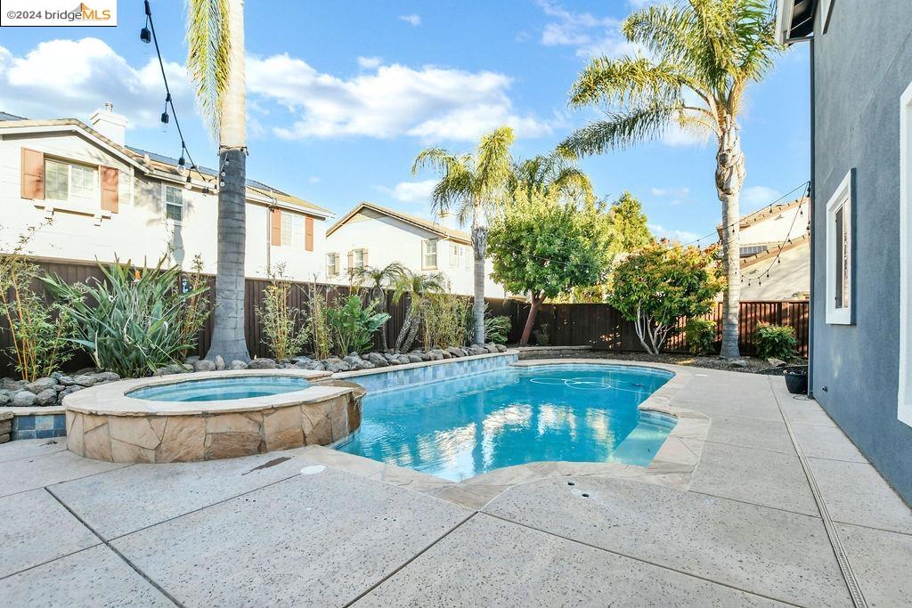 12 Privet Ct., Oakley 94561