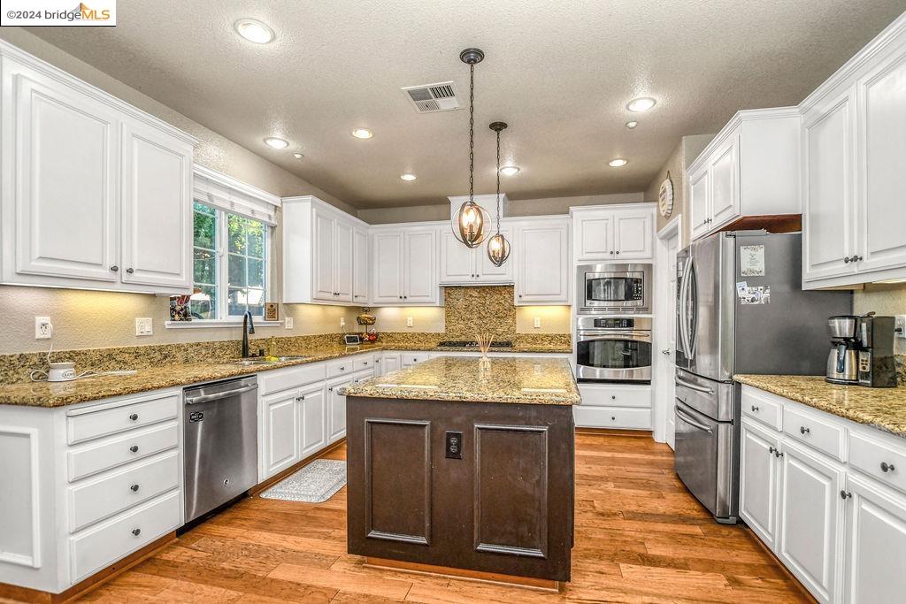 12 Privet Ct., Oakley 94561