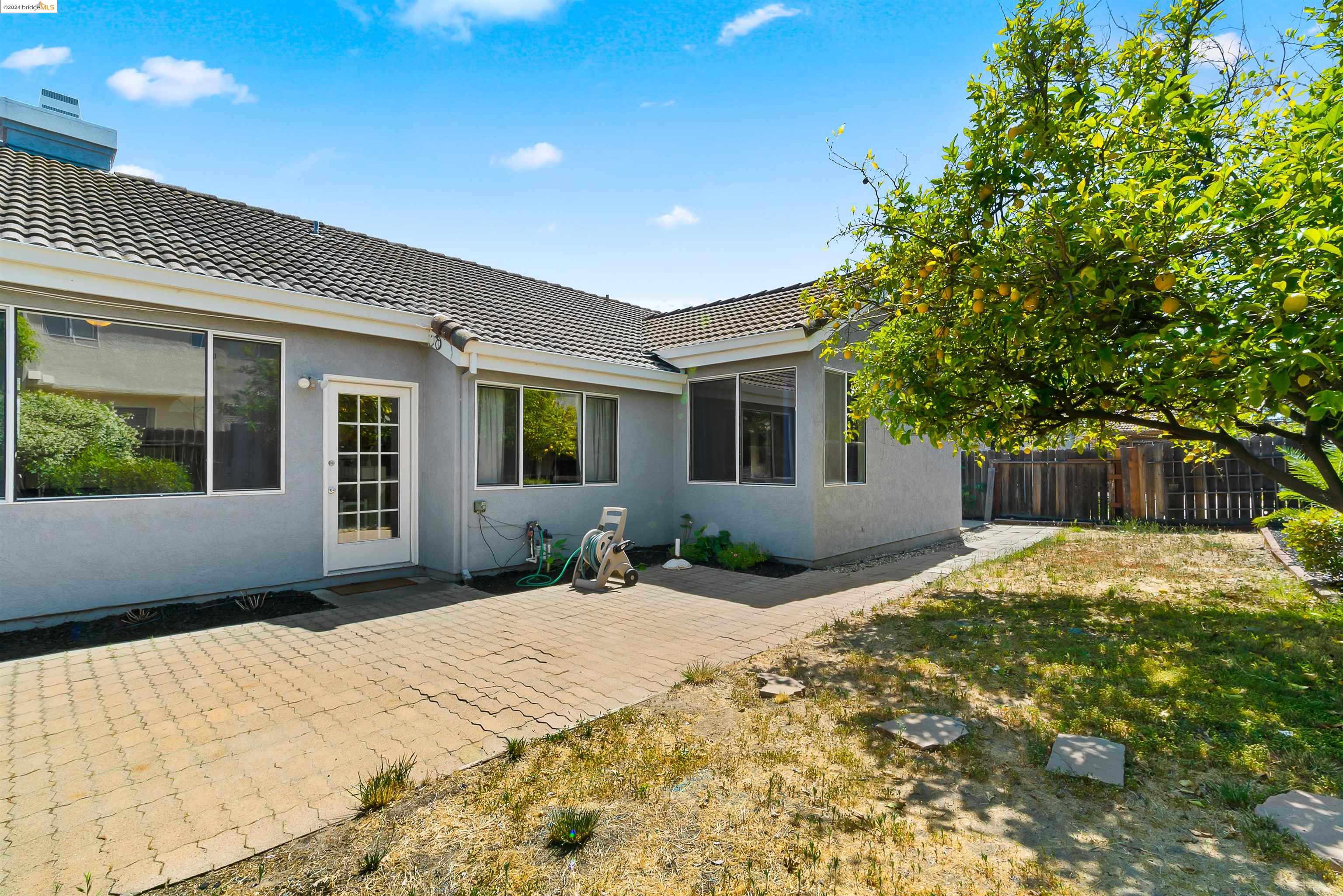 1440 Walnut Meadows Dr