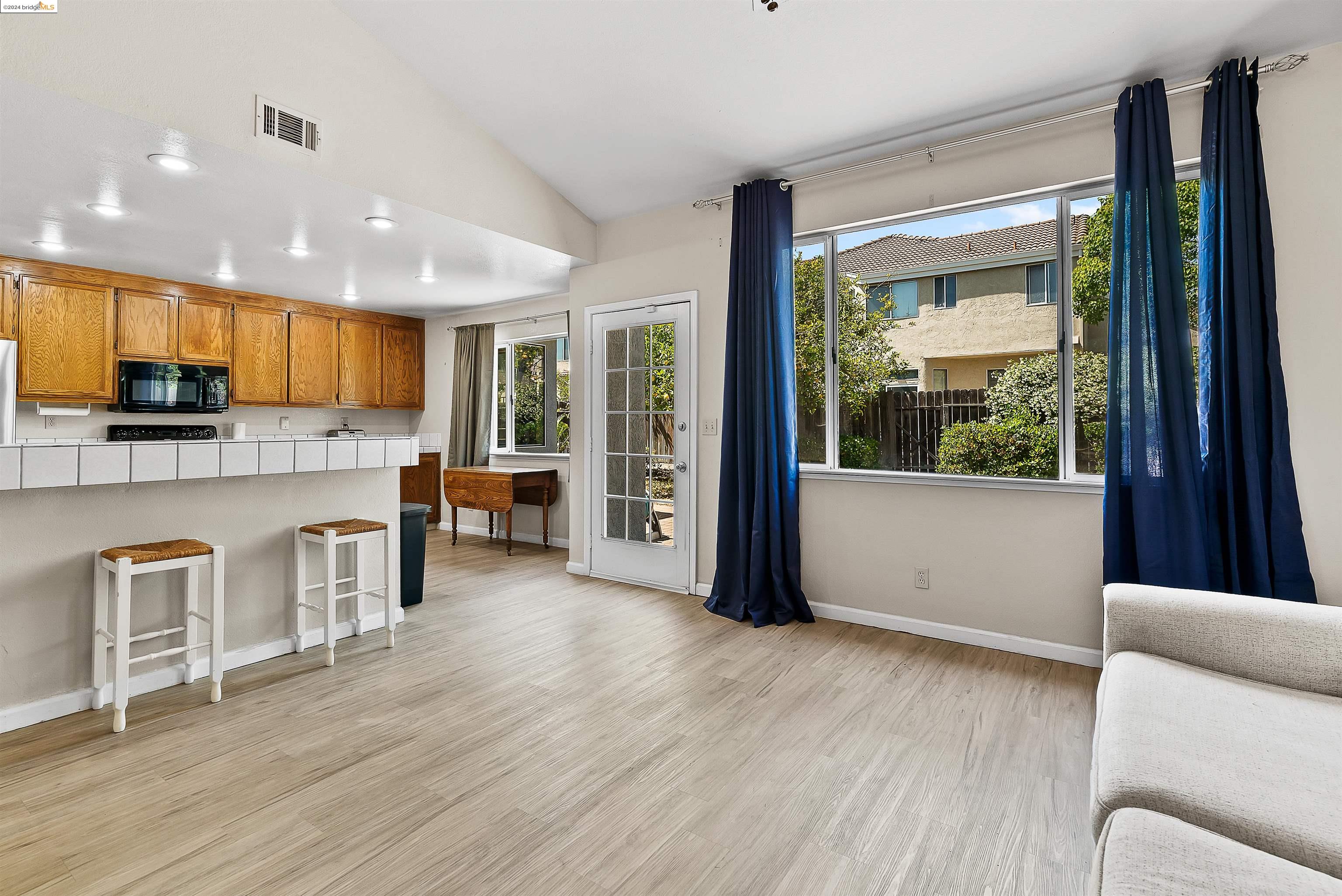1440 Walnut Meadows Dr