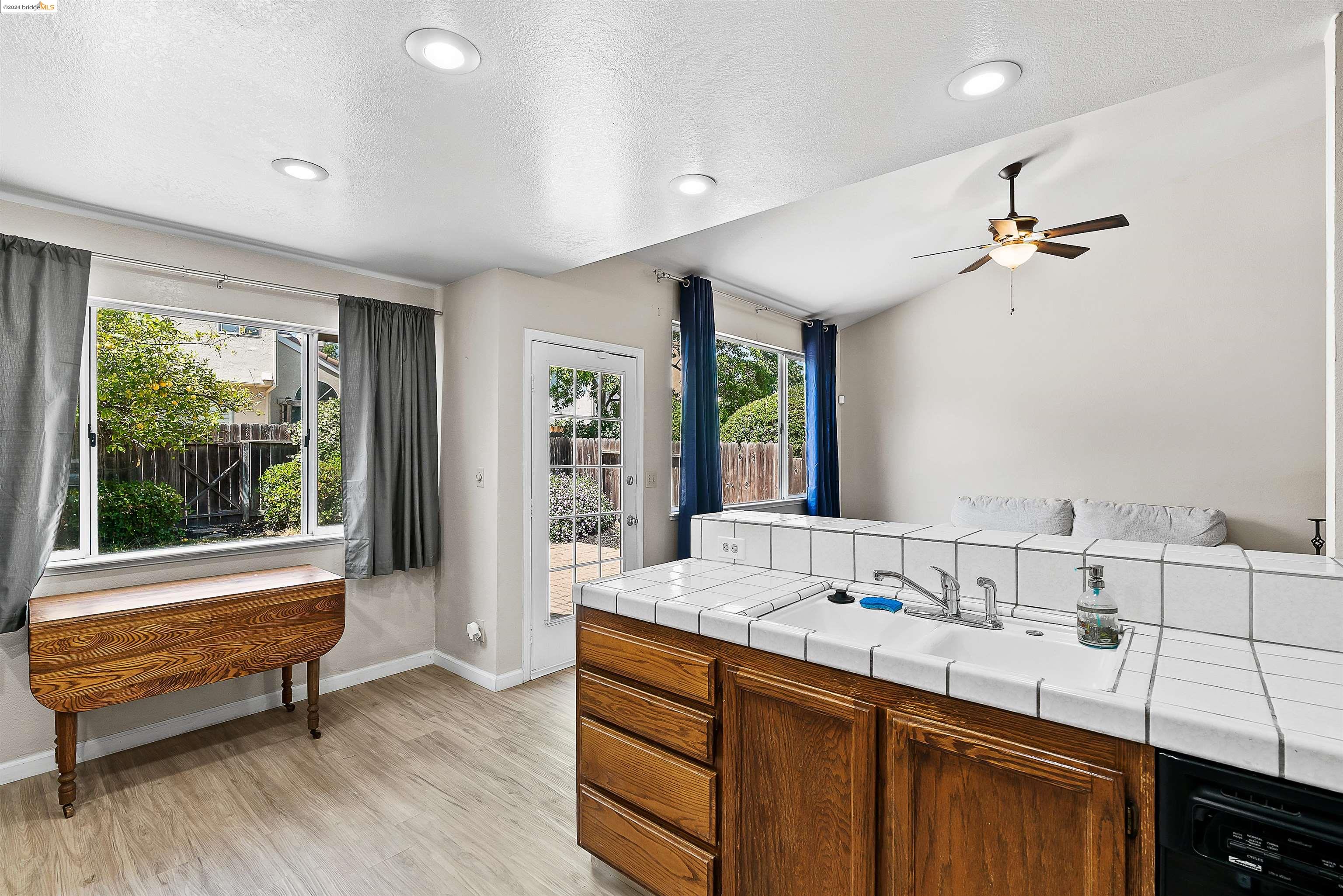 1440 Walnut Meadows Dr