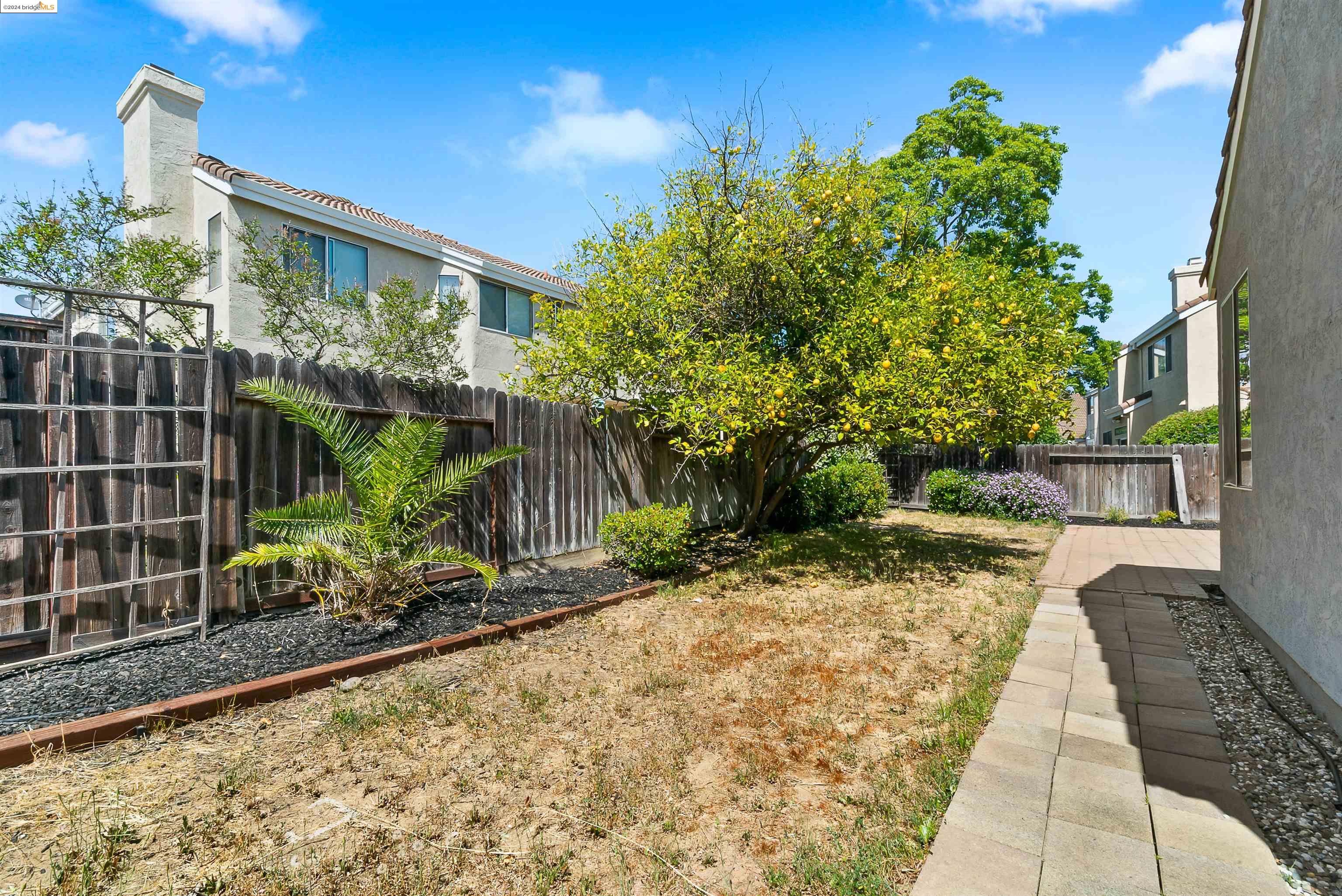 1440 Walnut Meadows Dr