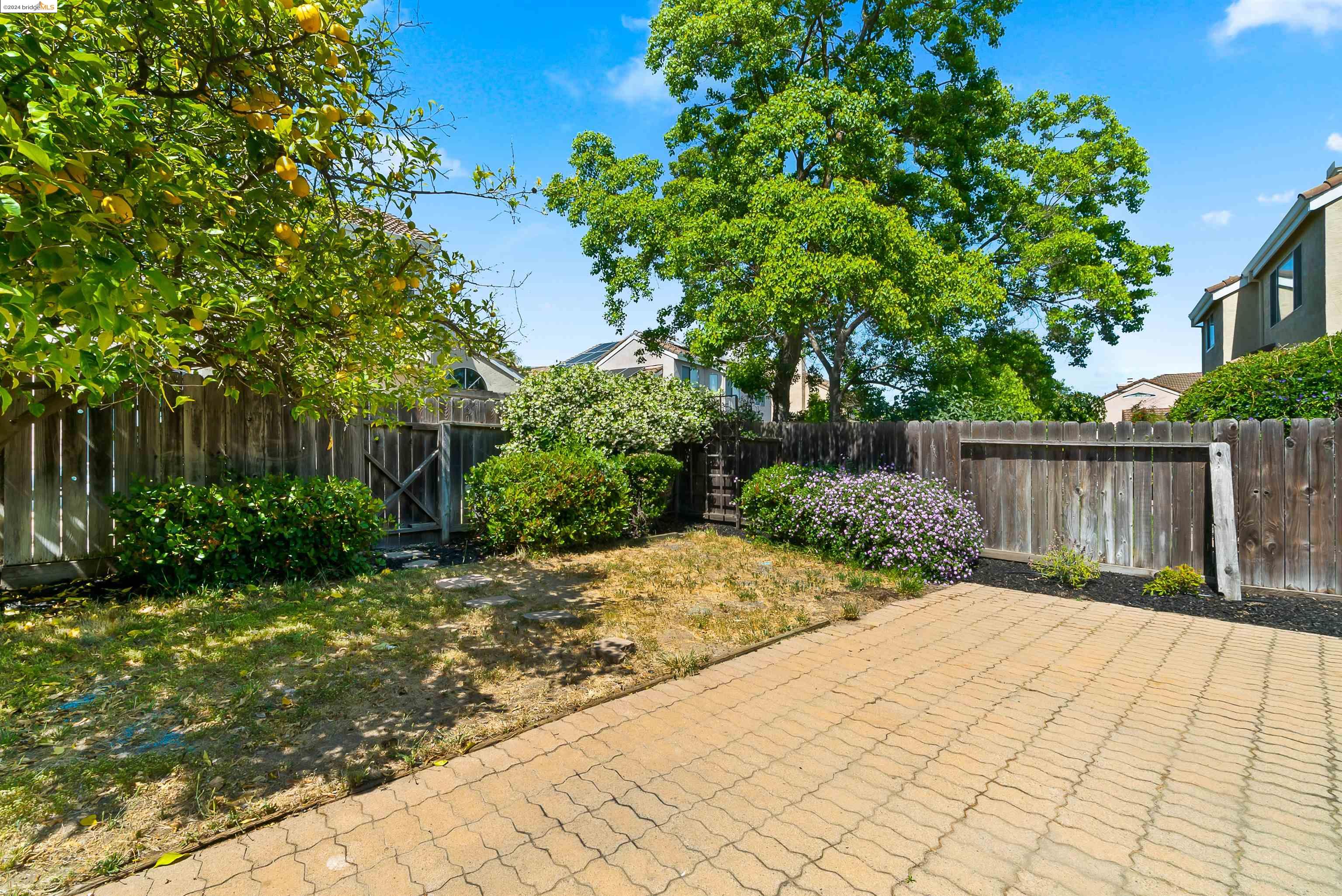 1440 Walnut Meadows Dr