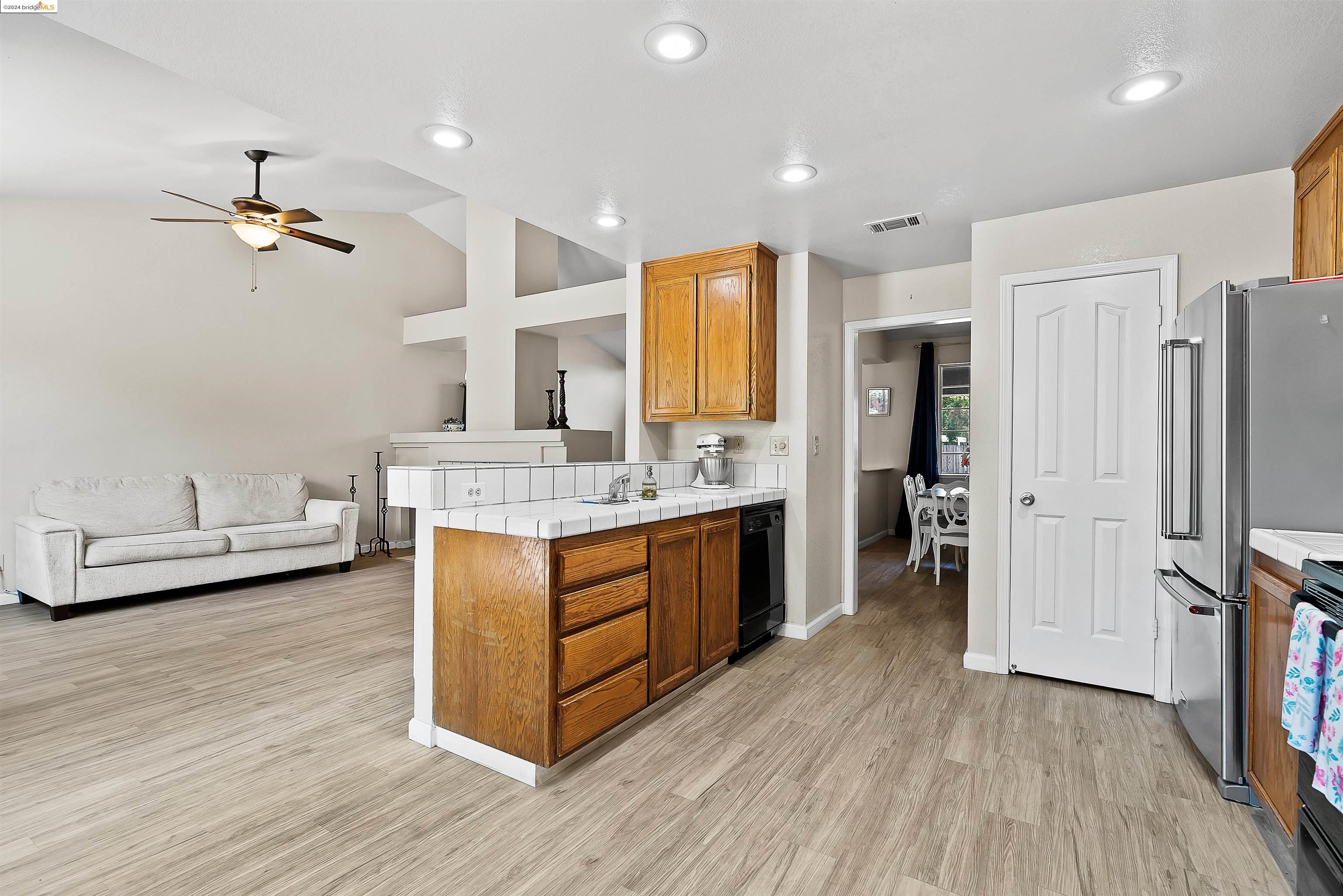 1440 Walnut Meadows Dr