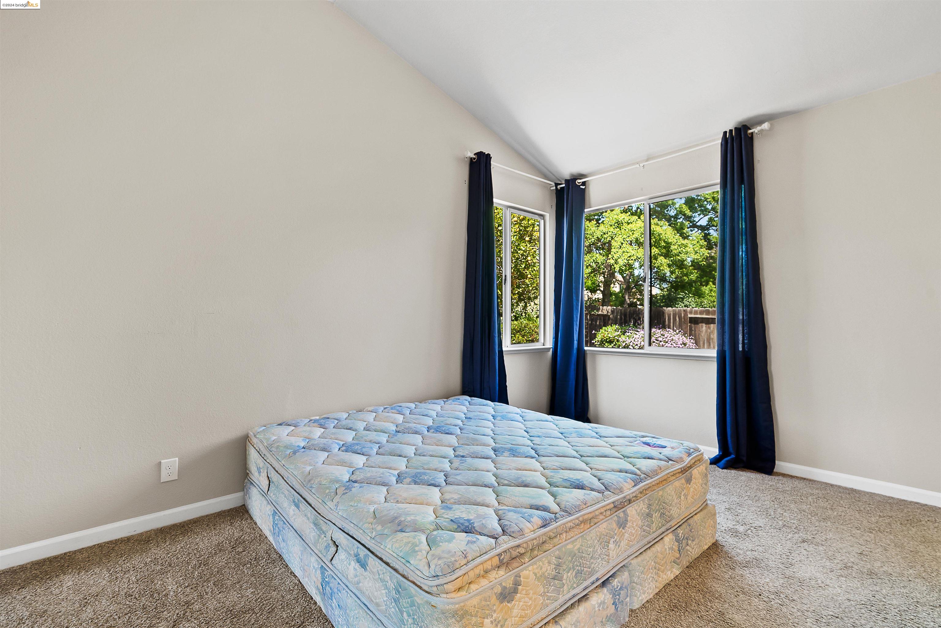 1440 Walnut Meadows Dr