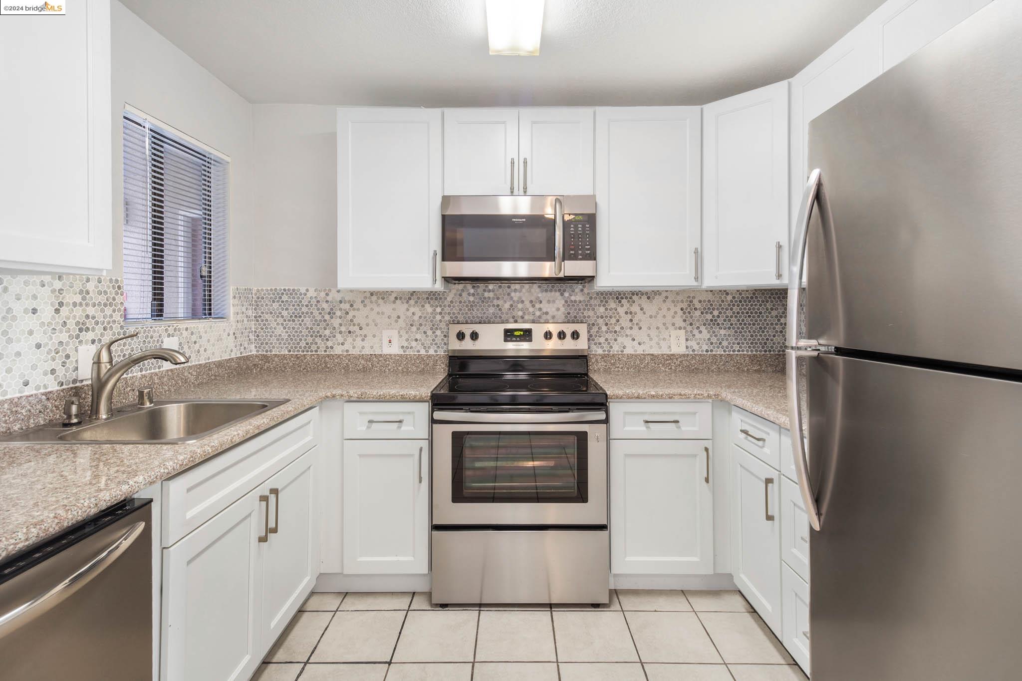 8 Lancaster Cir # 118