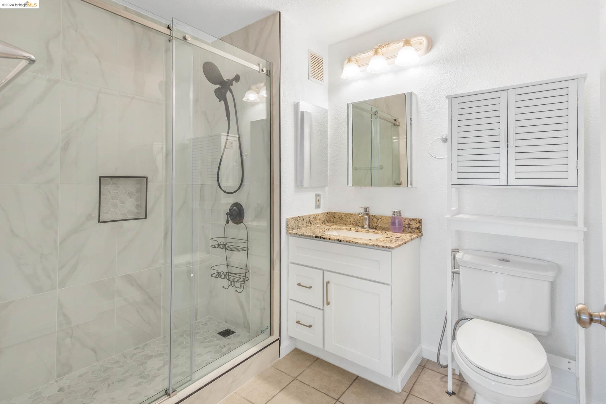 8 Lancaster Cir # 118