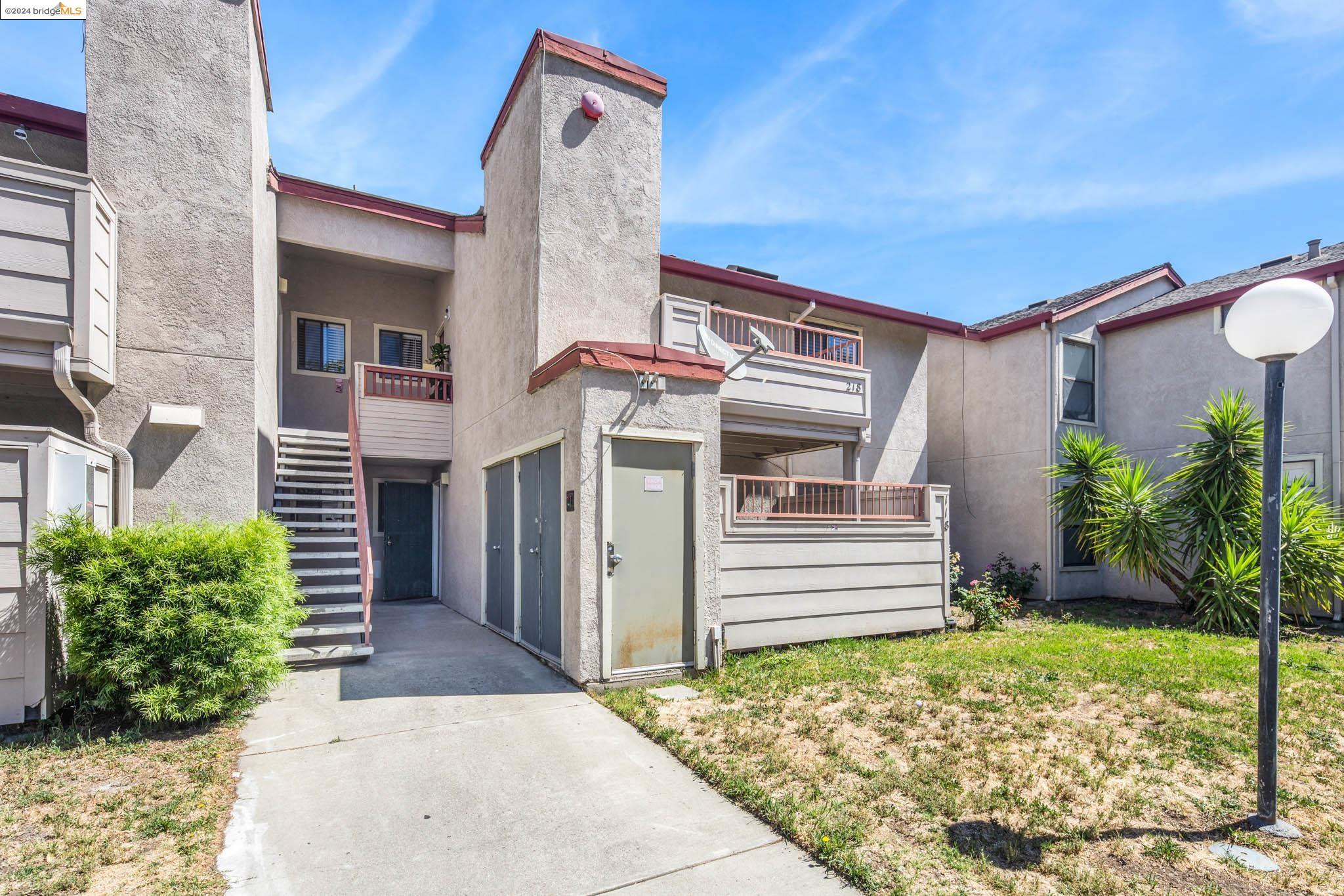 8 Lancaster Cir # 118