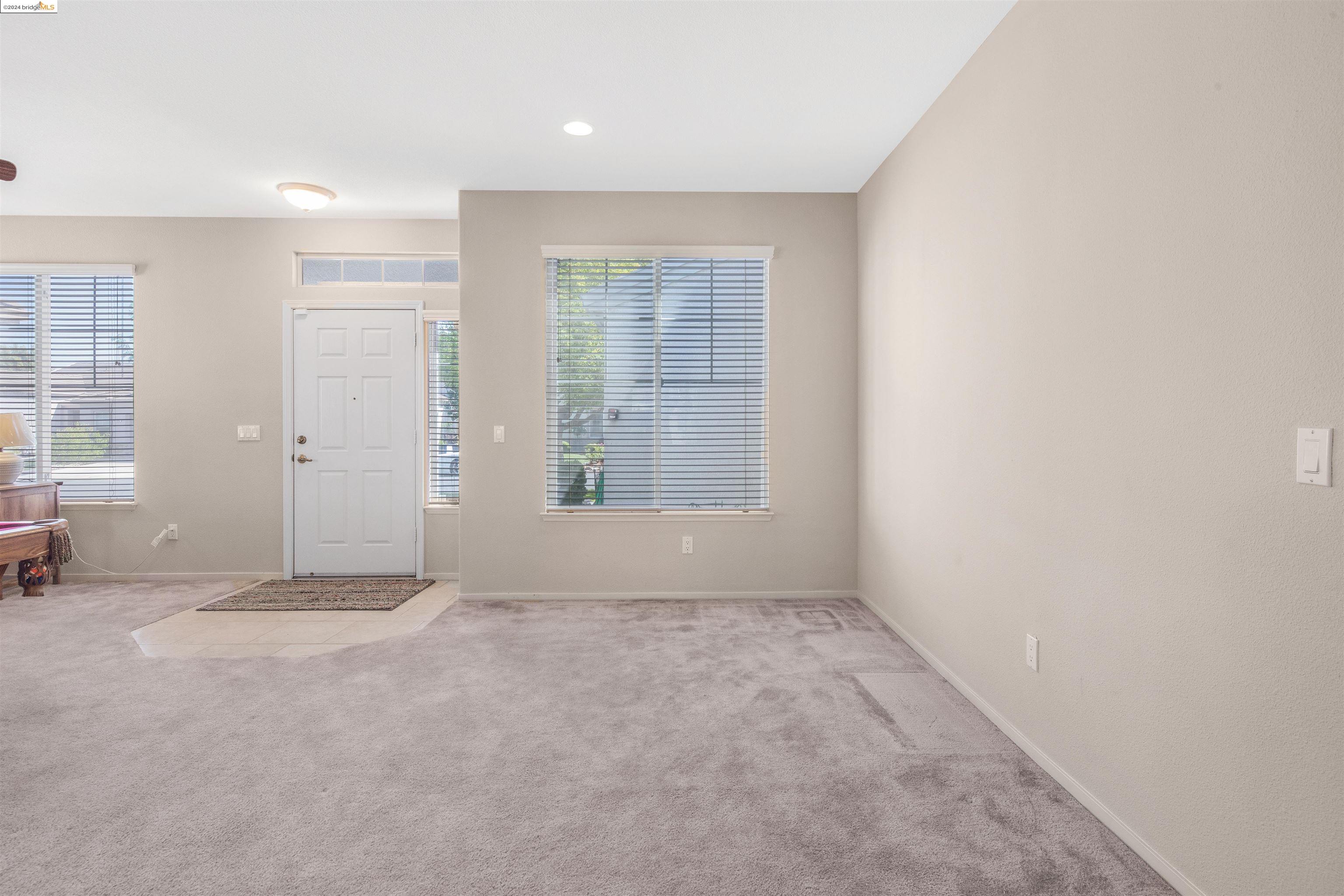 981 Saint Andrews Dr