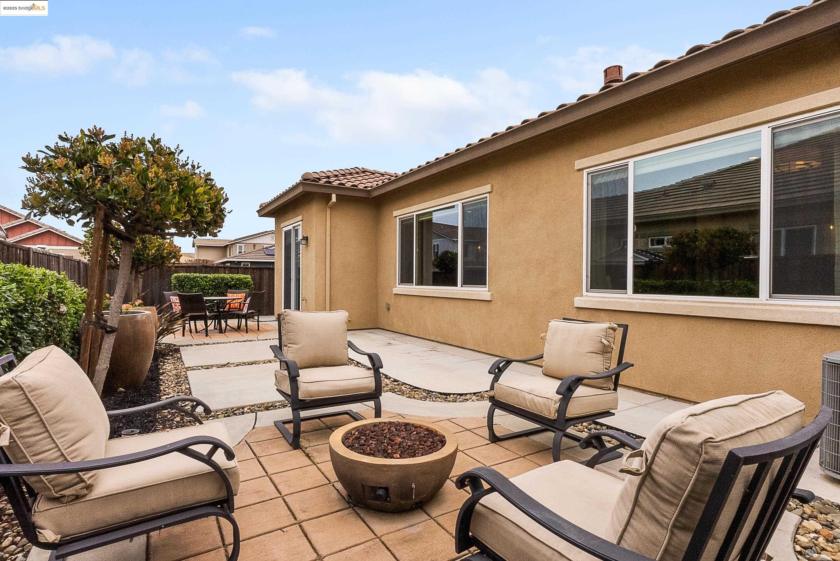 347 Hansford Way