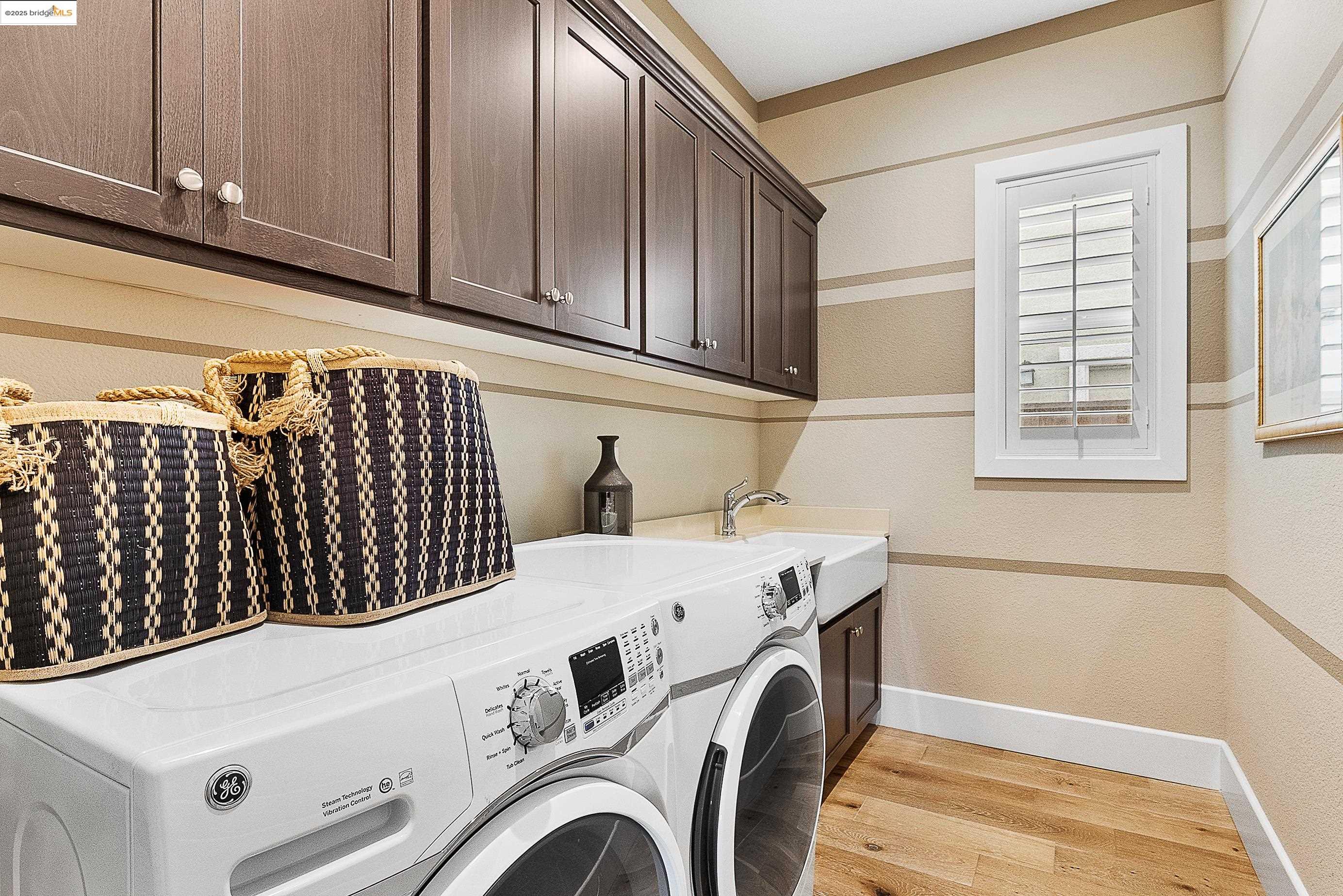 347 Hansford Way