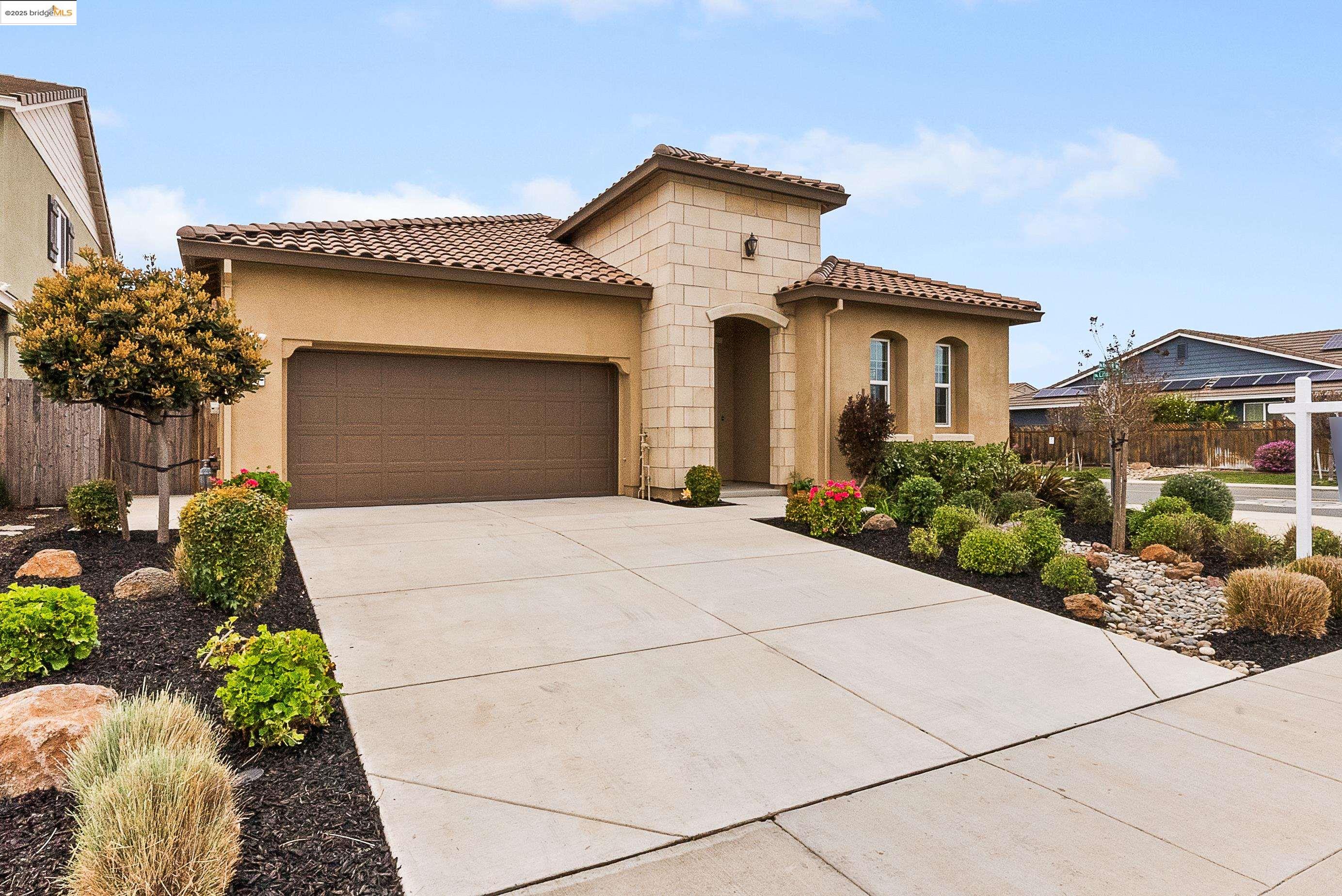 347 Hansford Way