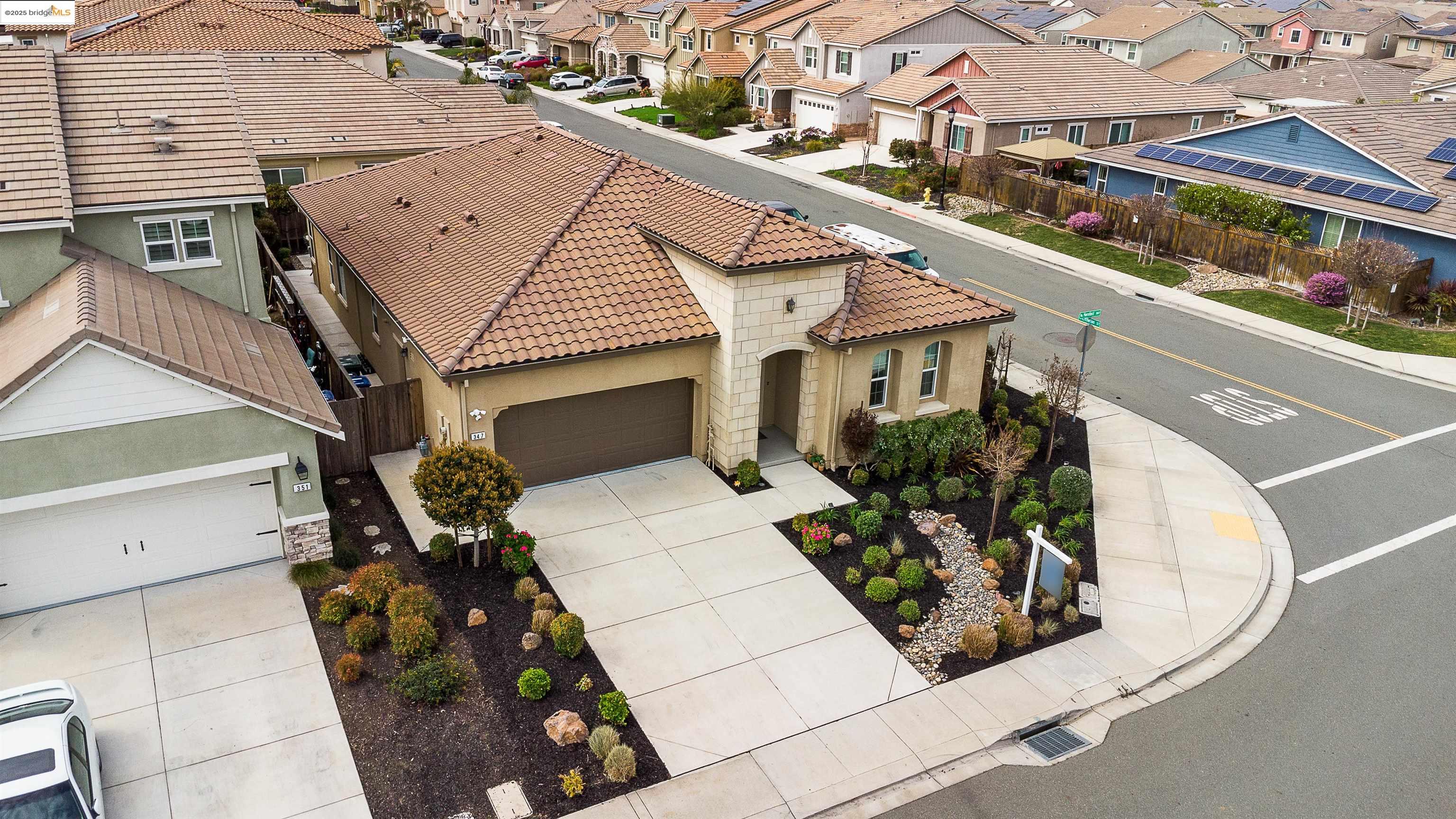 347 Hansford Way