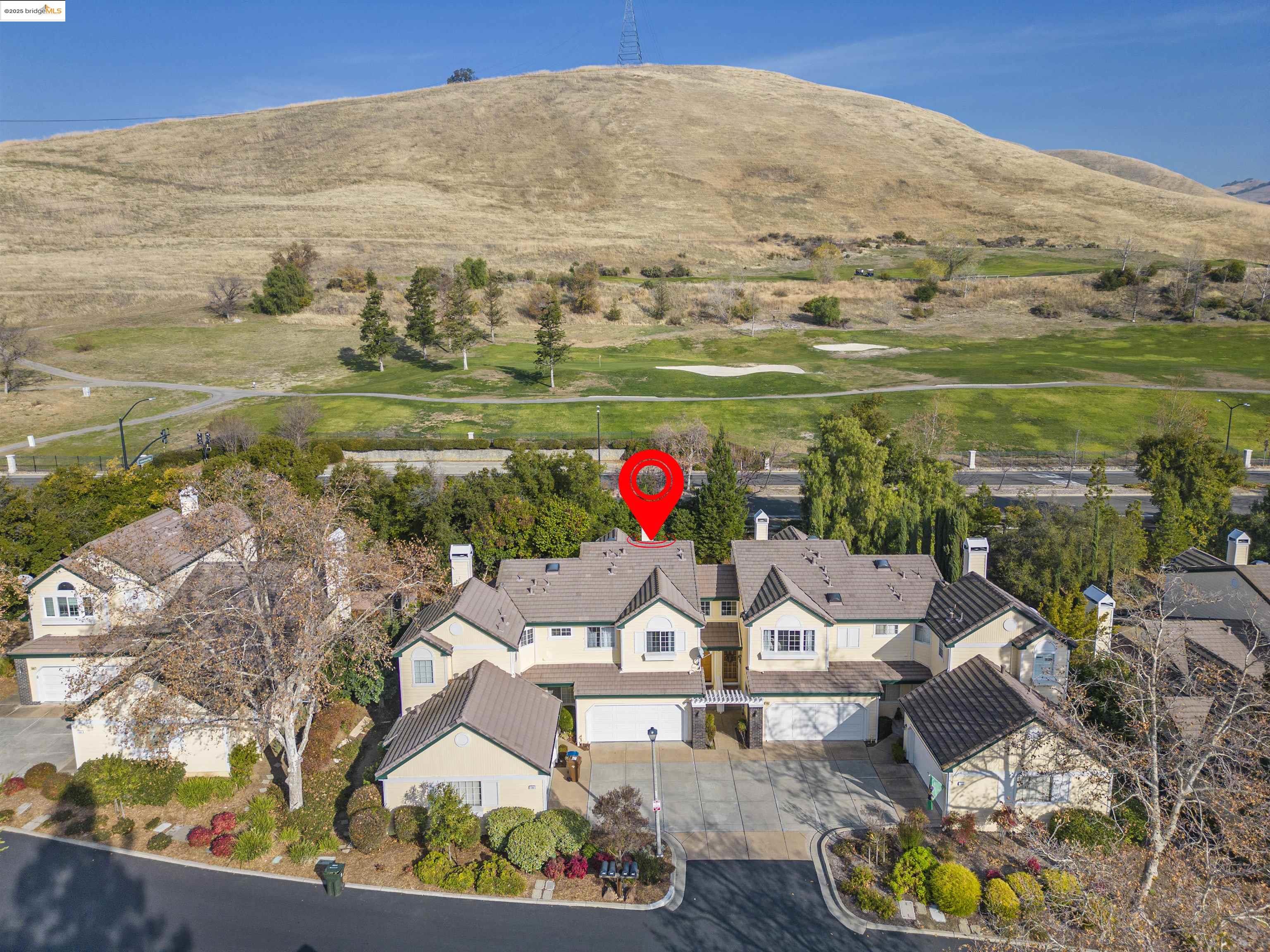 1387 Shell Ln