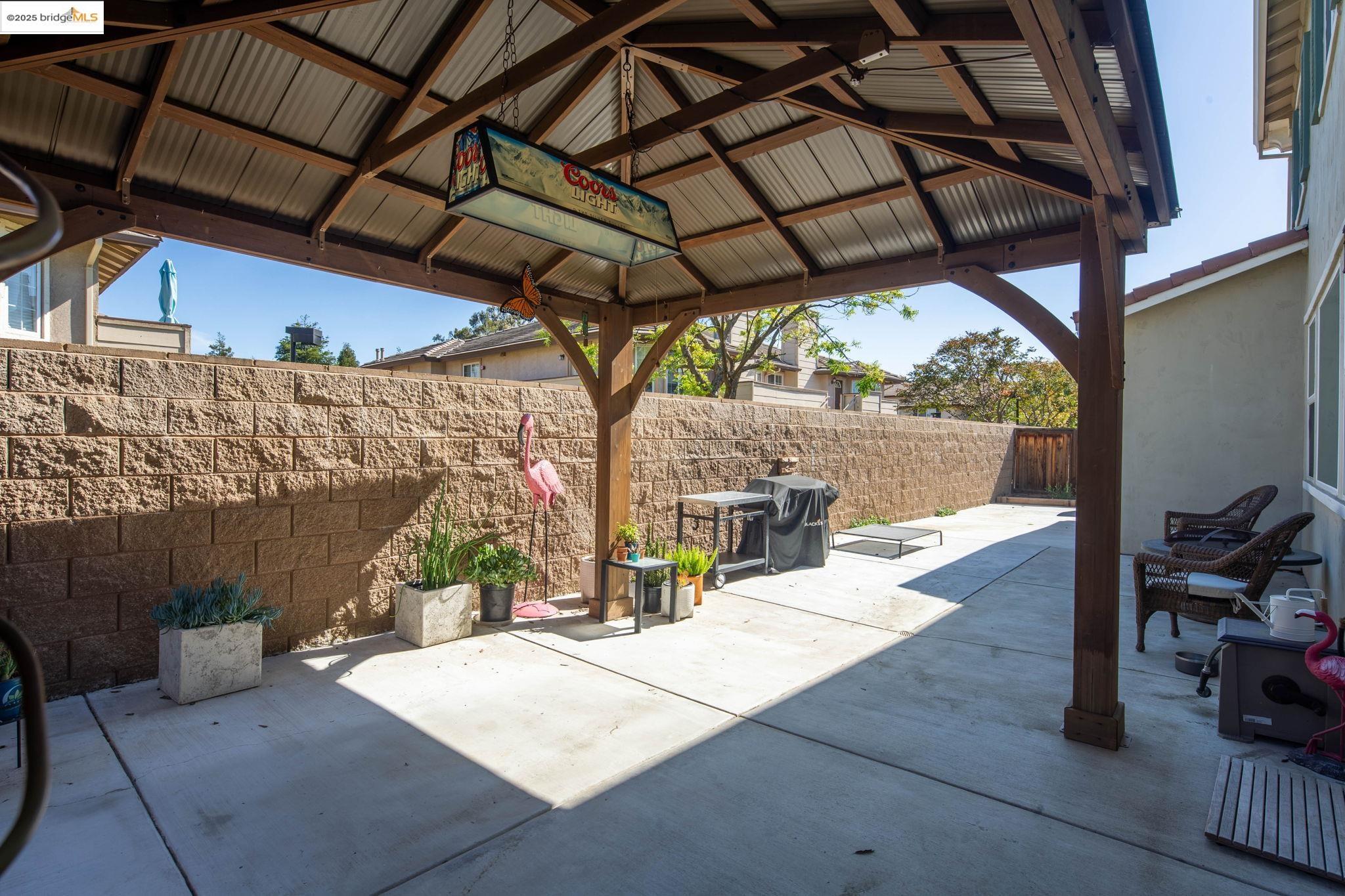 2067 Salice Way