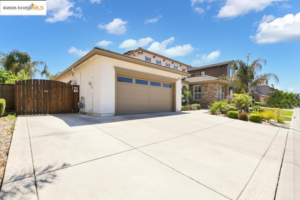 6327 Crystal Springs Cir