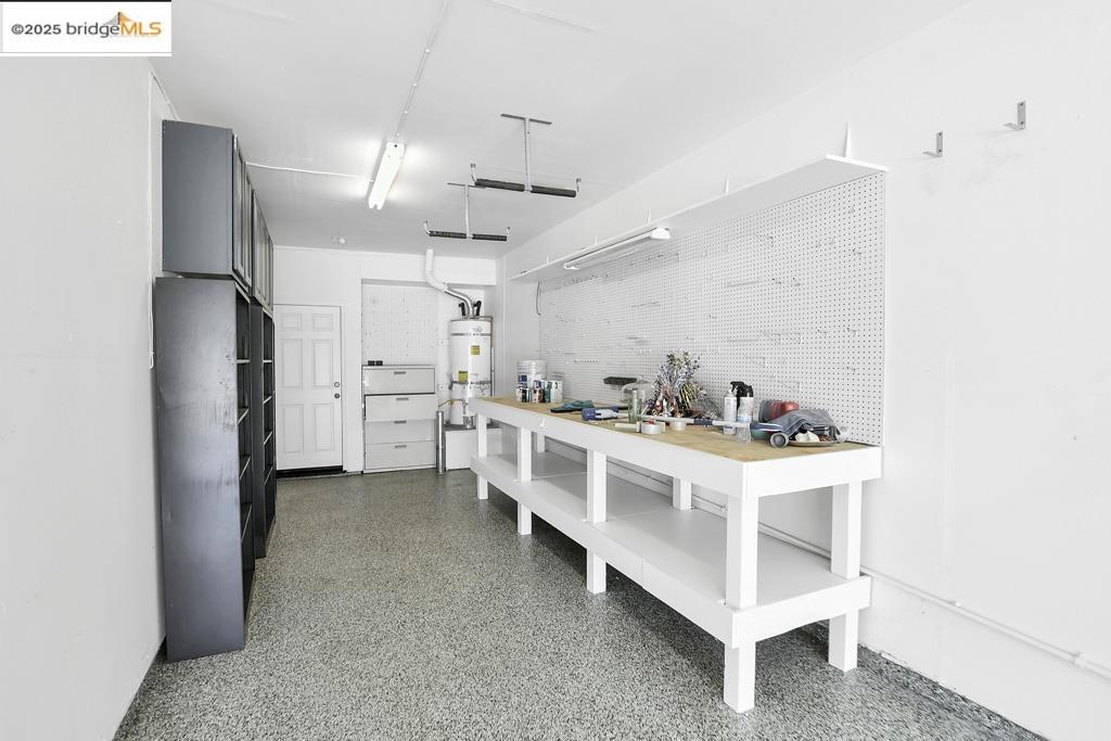 6327 Crystal Springs Cir