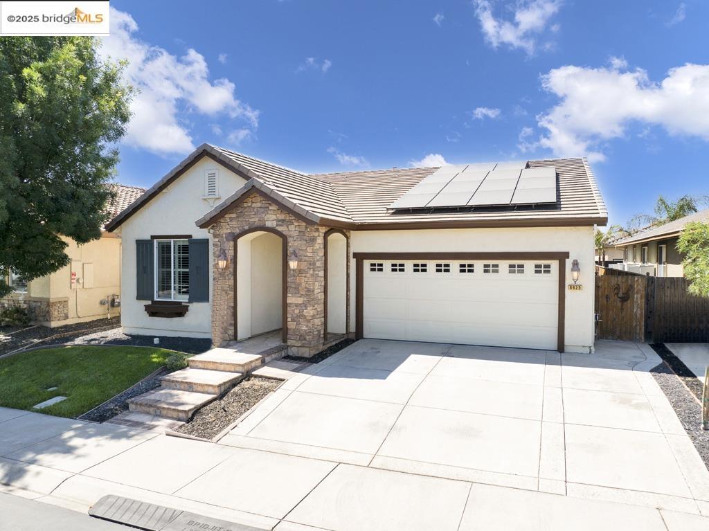 9925 Pyramid Way