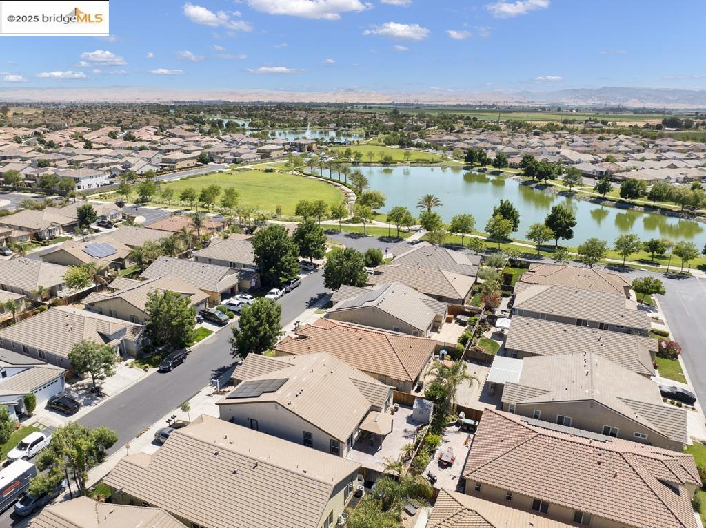 9925 Pyramid Way