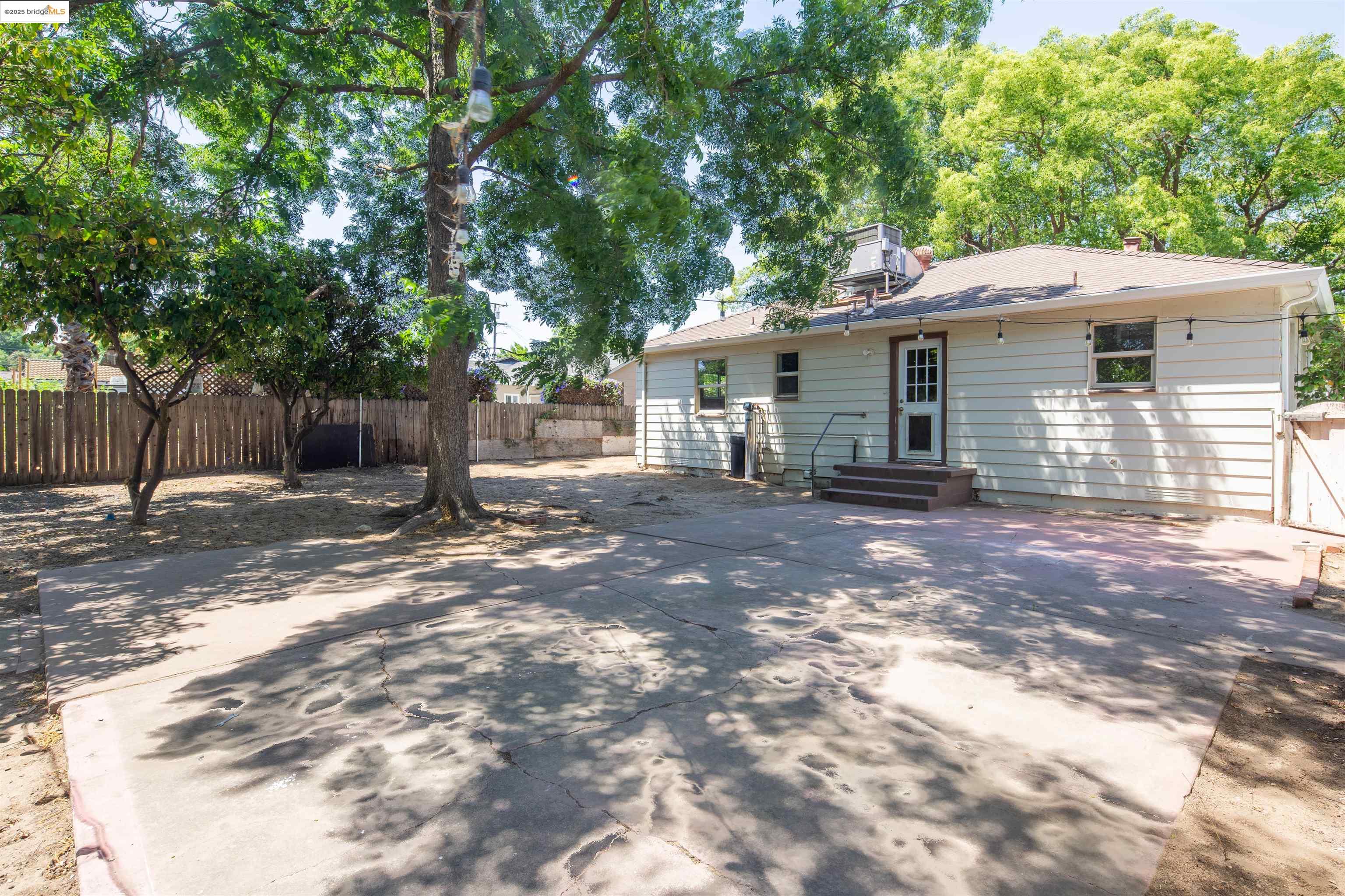 314 Landis Ave