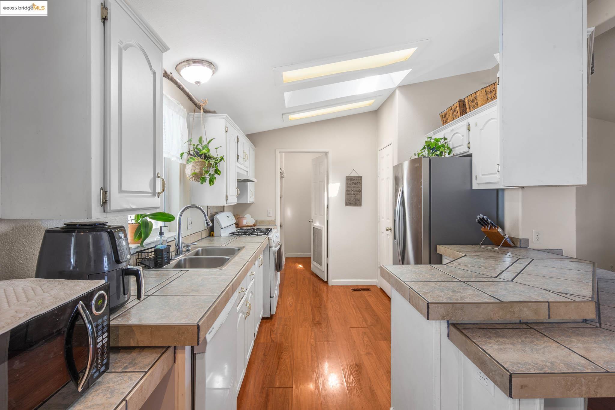 16711 Marsh Creek Rd # 158