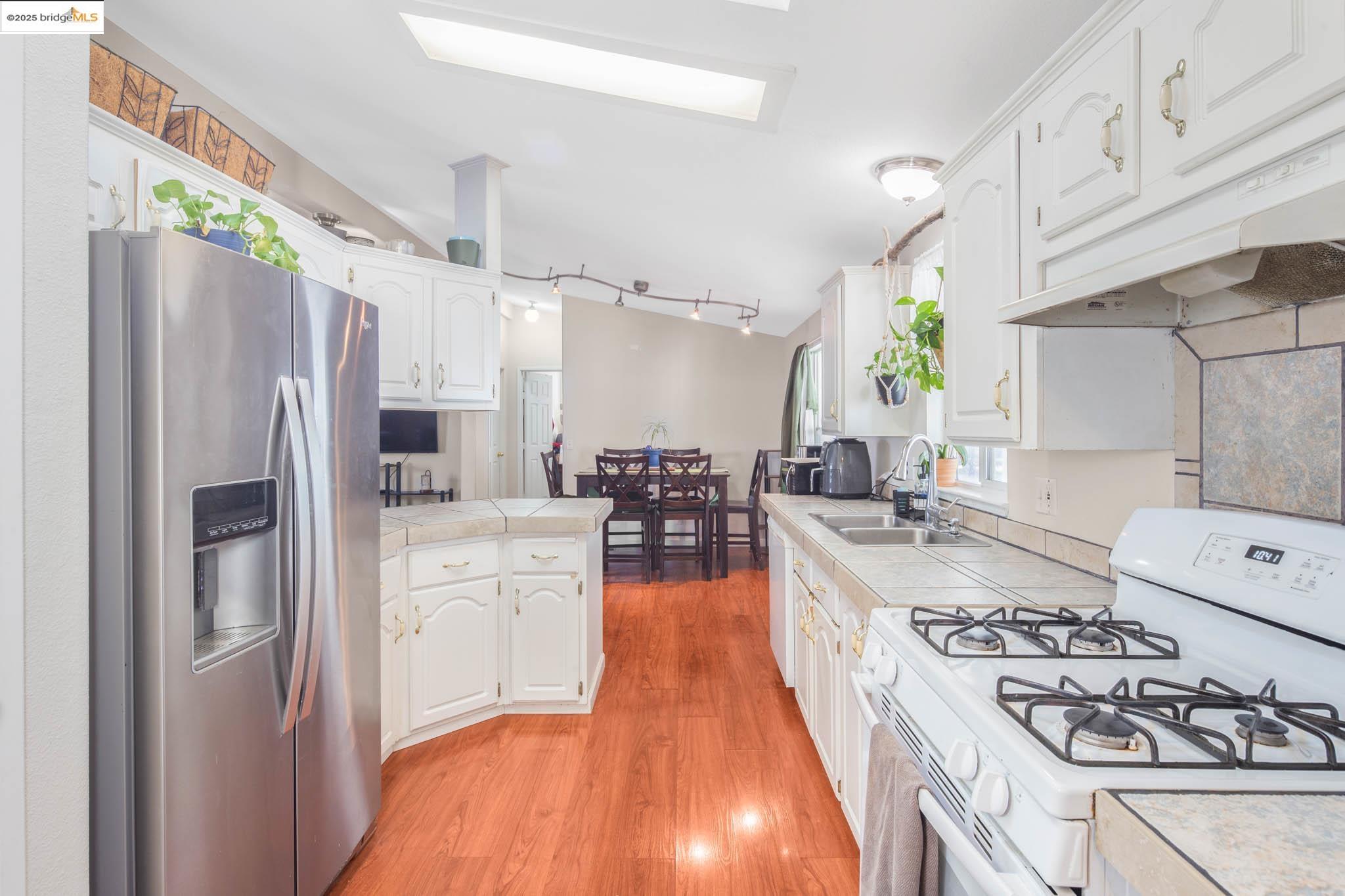 16711 Marsh Creek Rd # 158