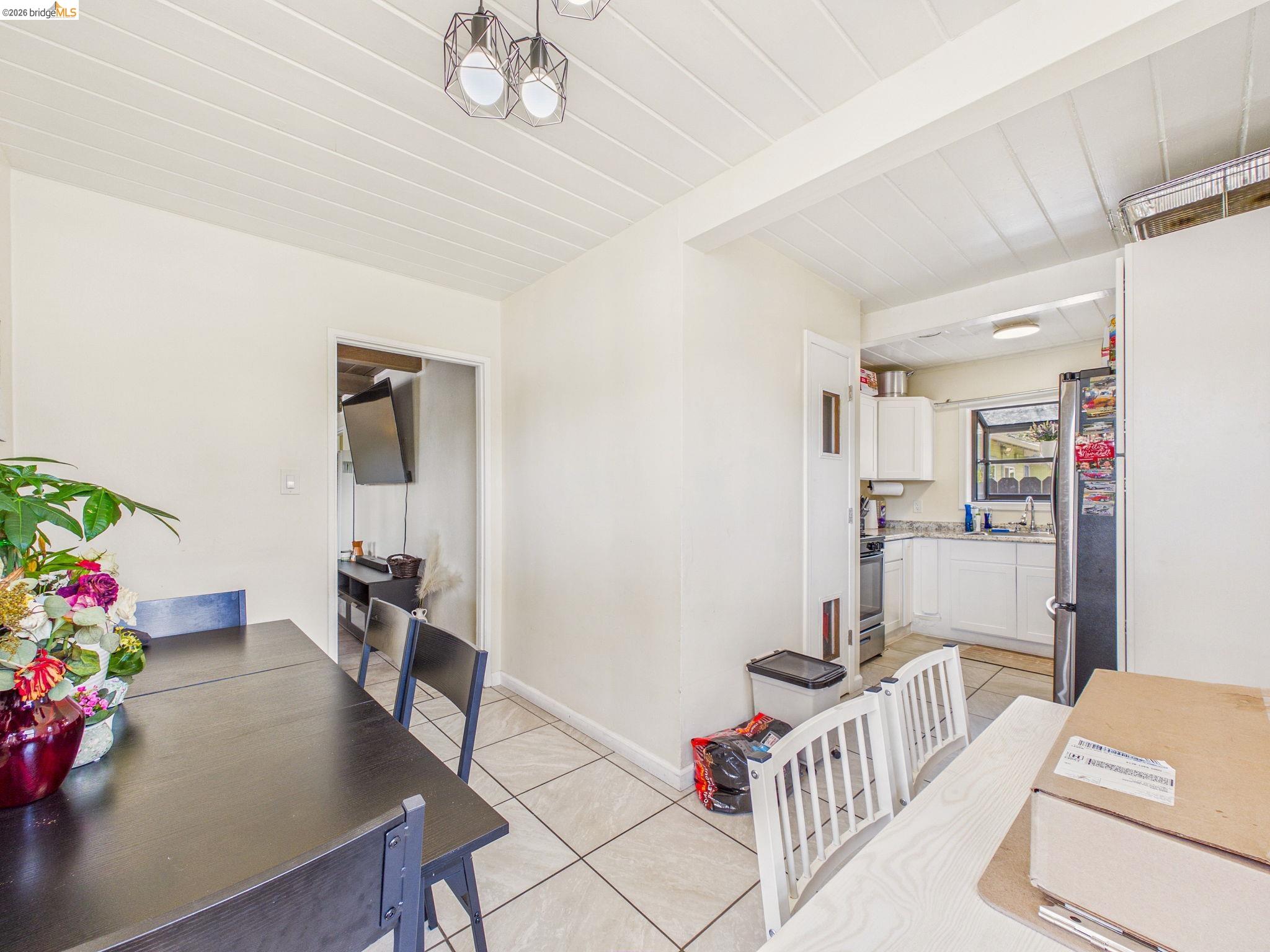 19034 Western Blvd