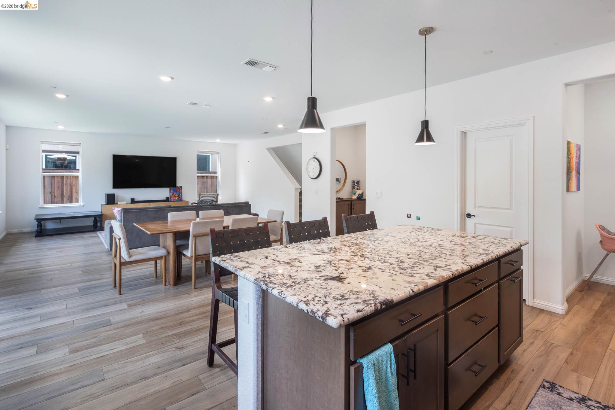 204 Wooley Creek Way