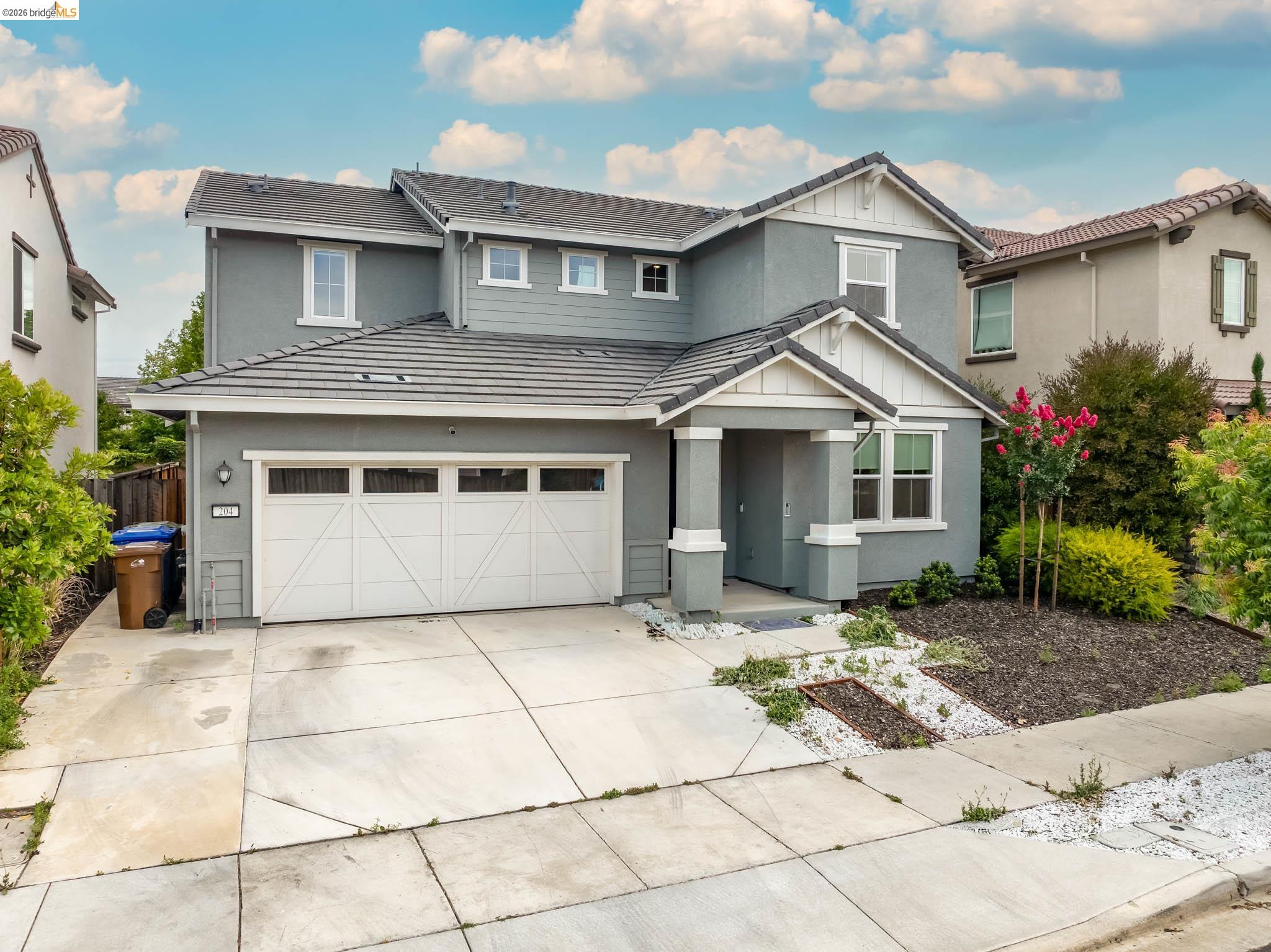 204 Wooley Creek Way