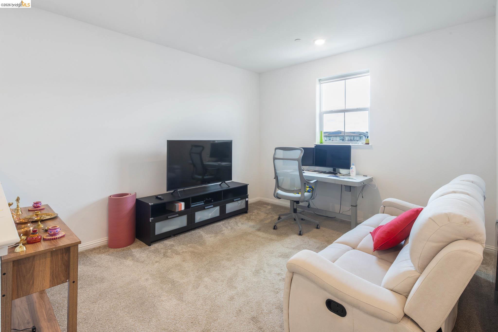 204 Wooley Creek Way