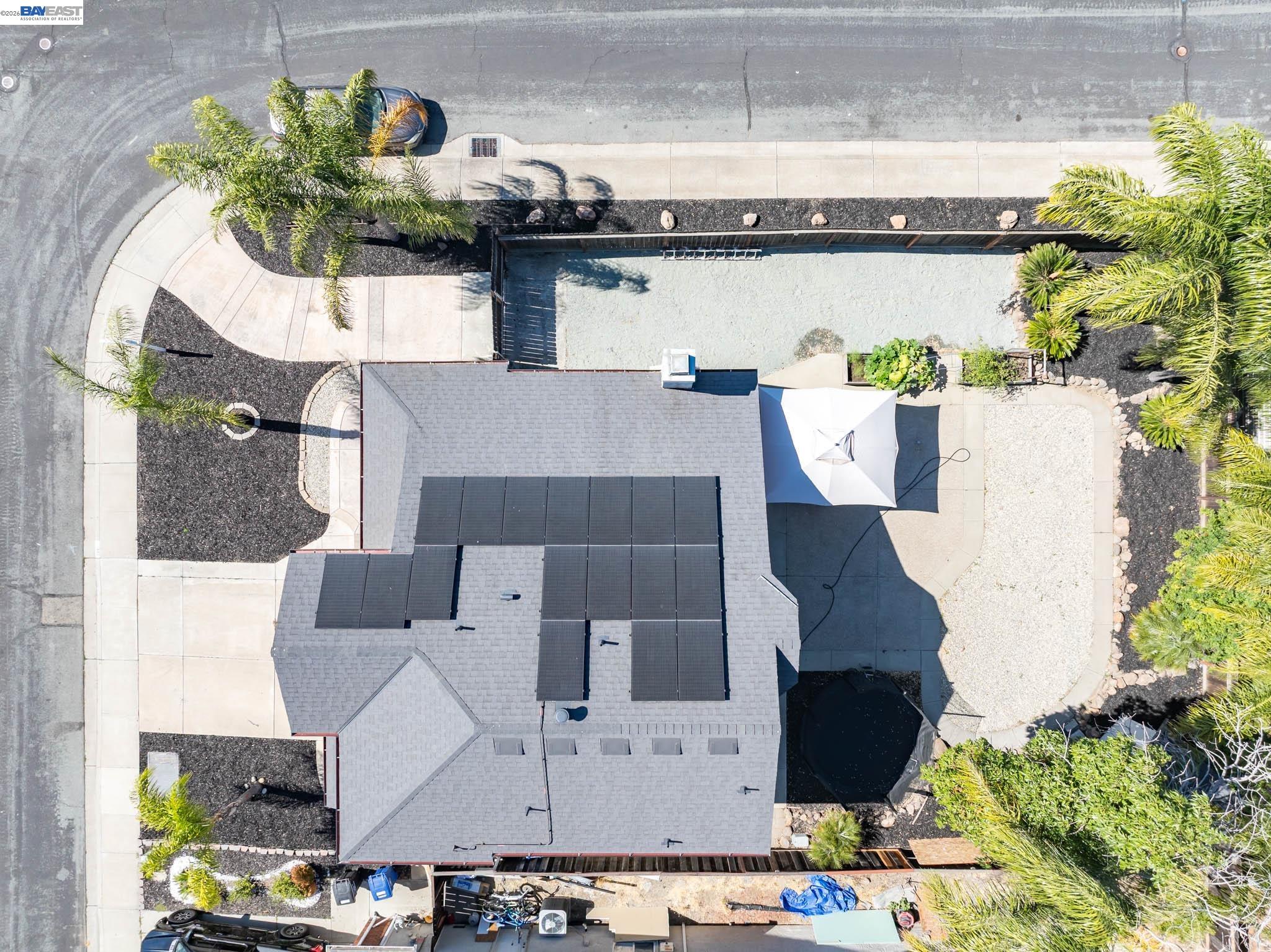 305 Helena Ct.