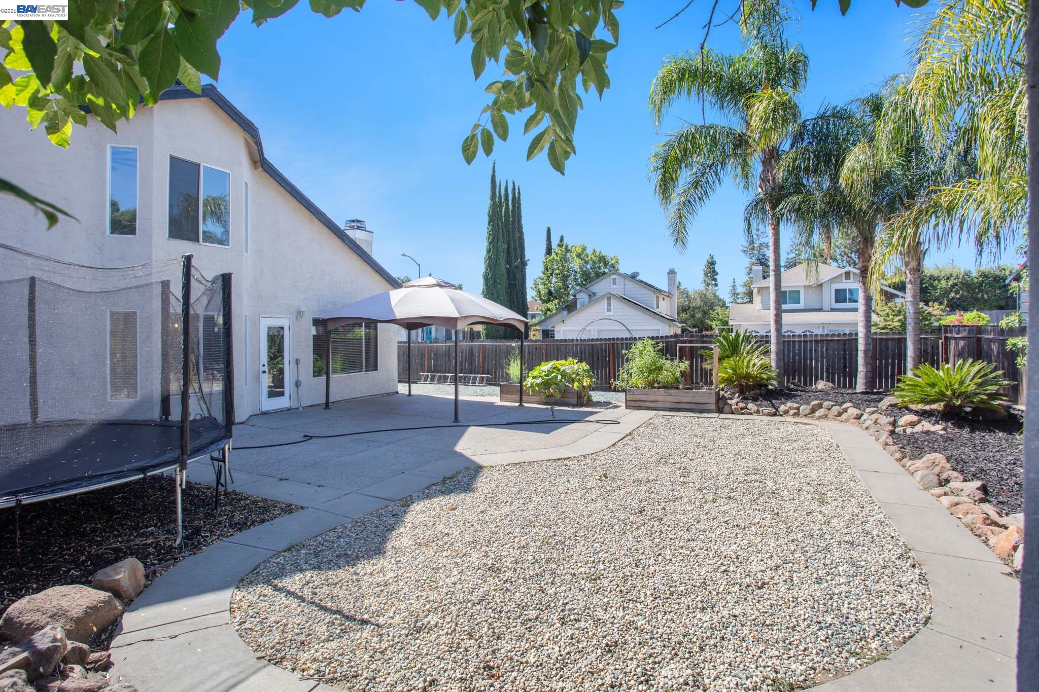 305 Helena Ct.