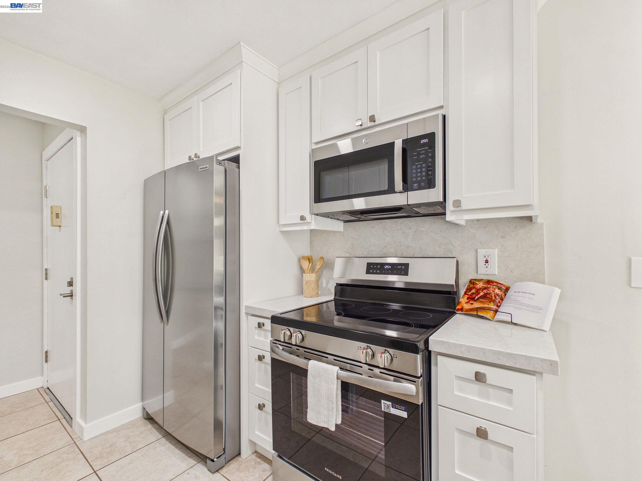 8975 Alcosta Blvd # 101