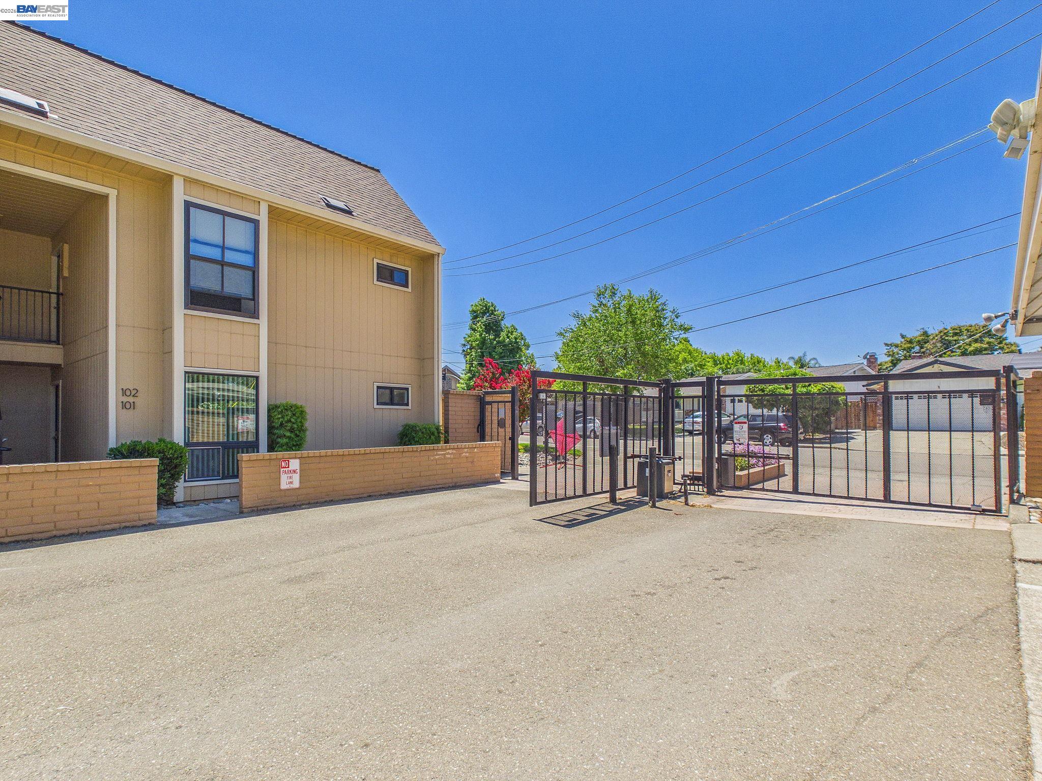 8975 Alcosta Blvd # 101