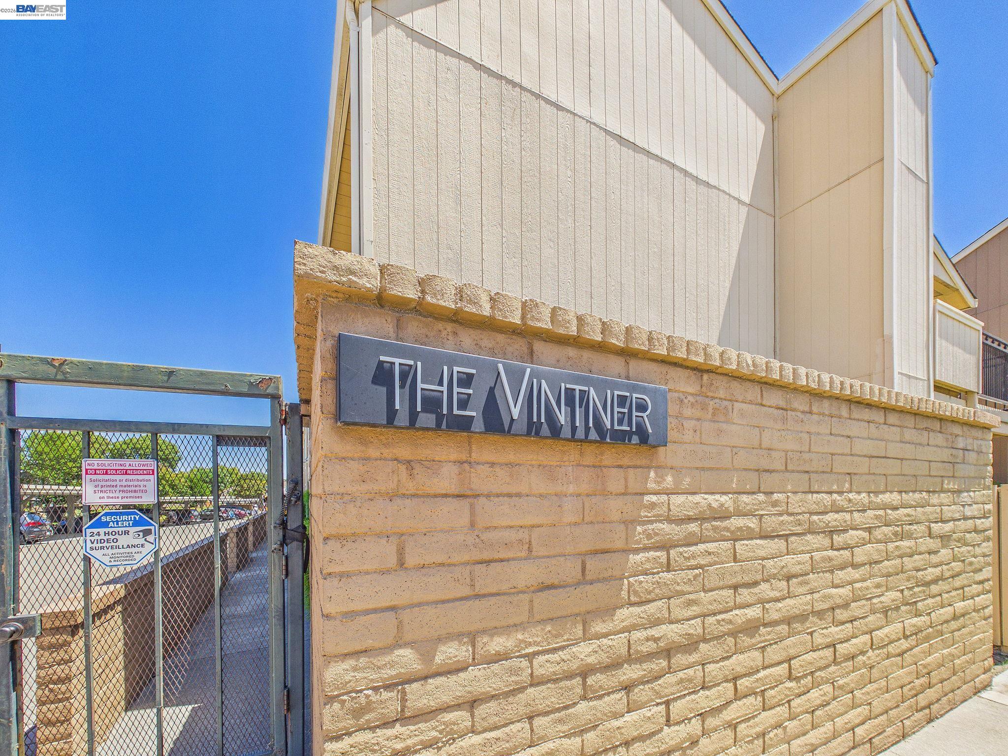 8975 Alcosta Blvd # 101