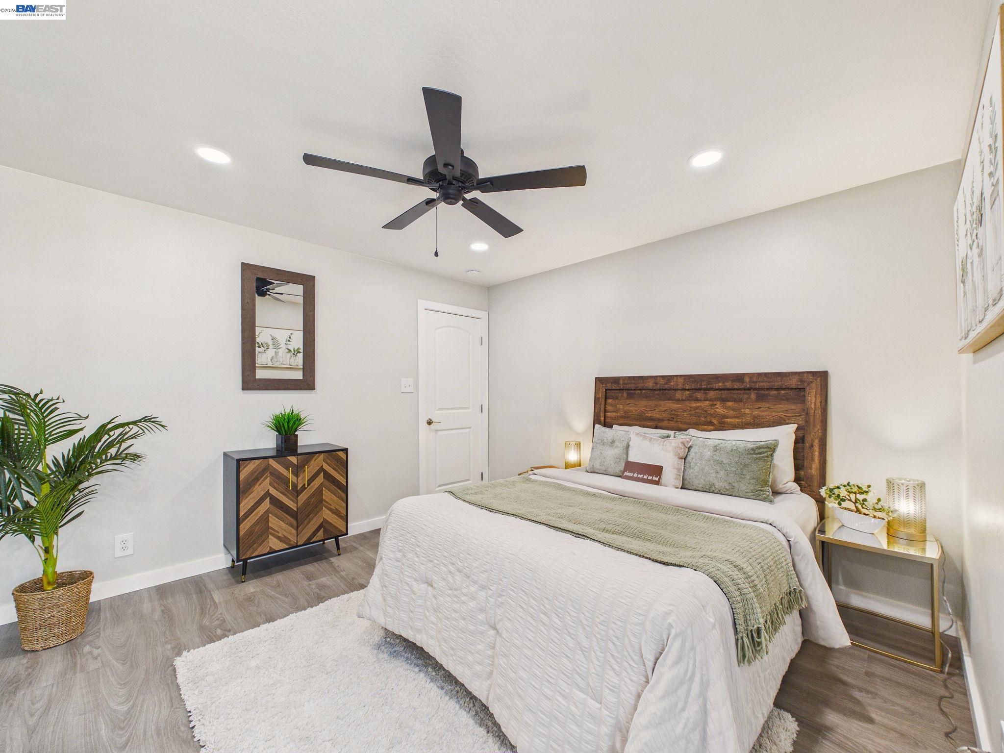 8975 Alcosta Blvd # 101