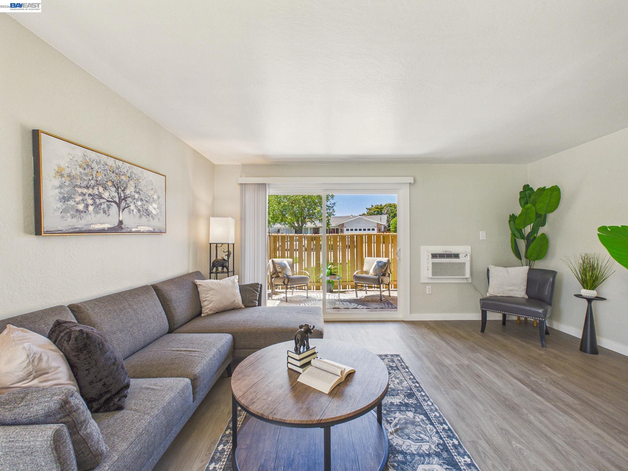 8975 Alcosta Blvd # 101