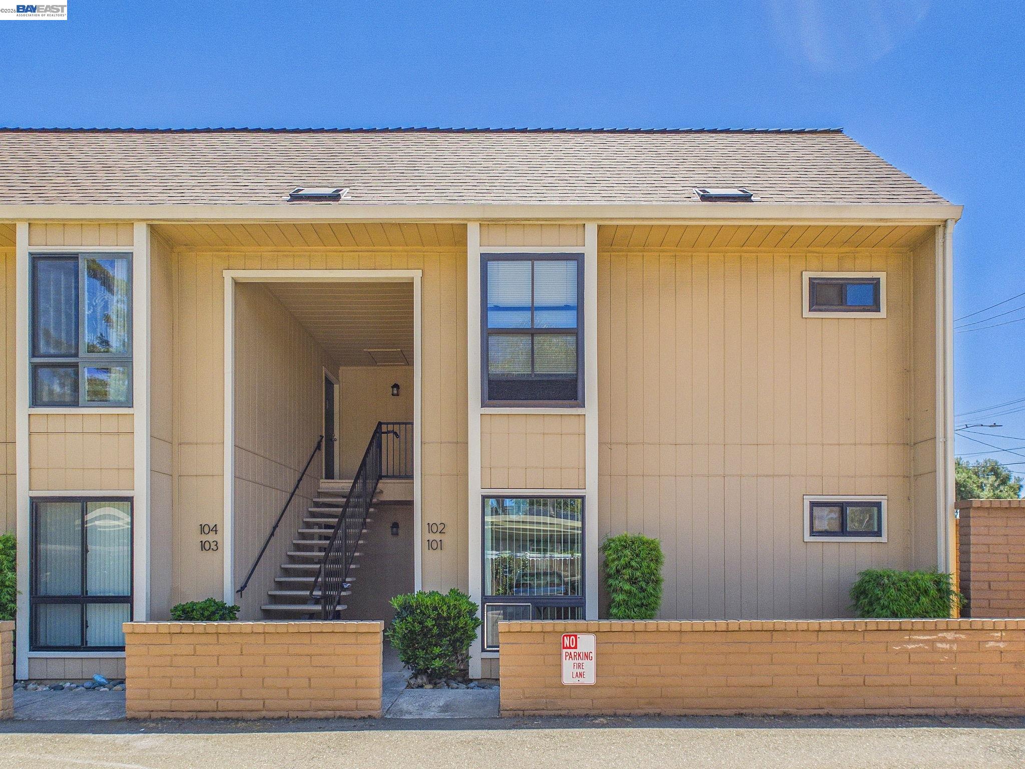 8975 Alcosta Blvd # 101