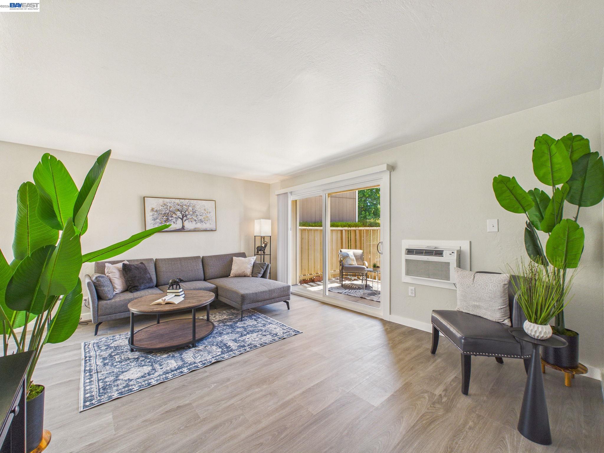8975 Alcosta Blvd # 101