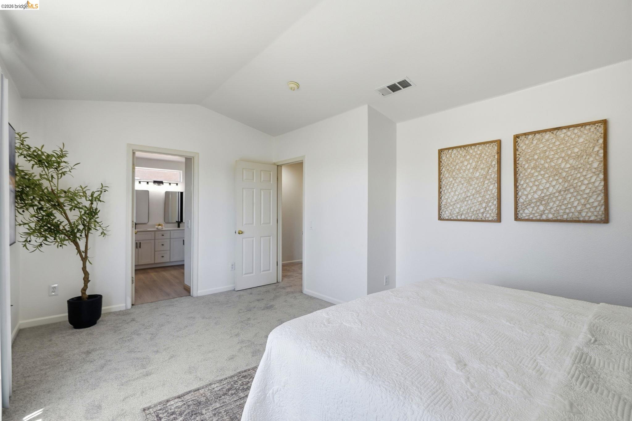 4108 Regatta Dr