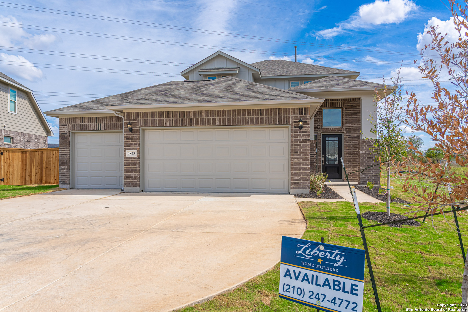 4843 Park Leaf