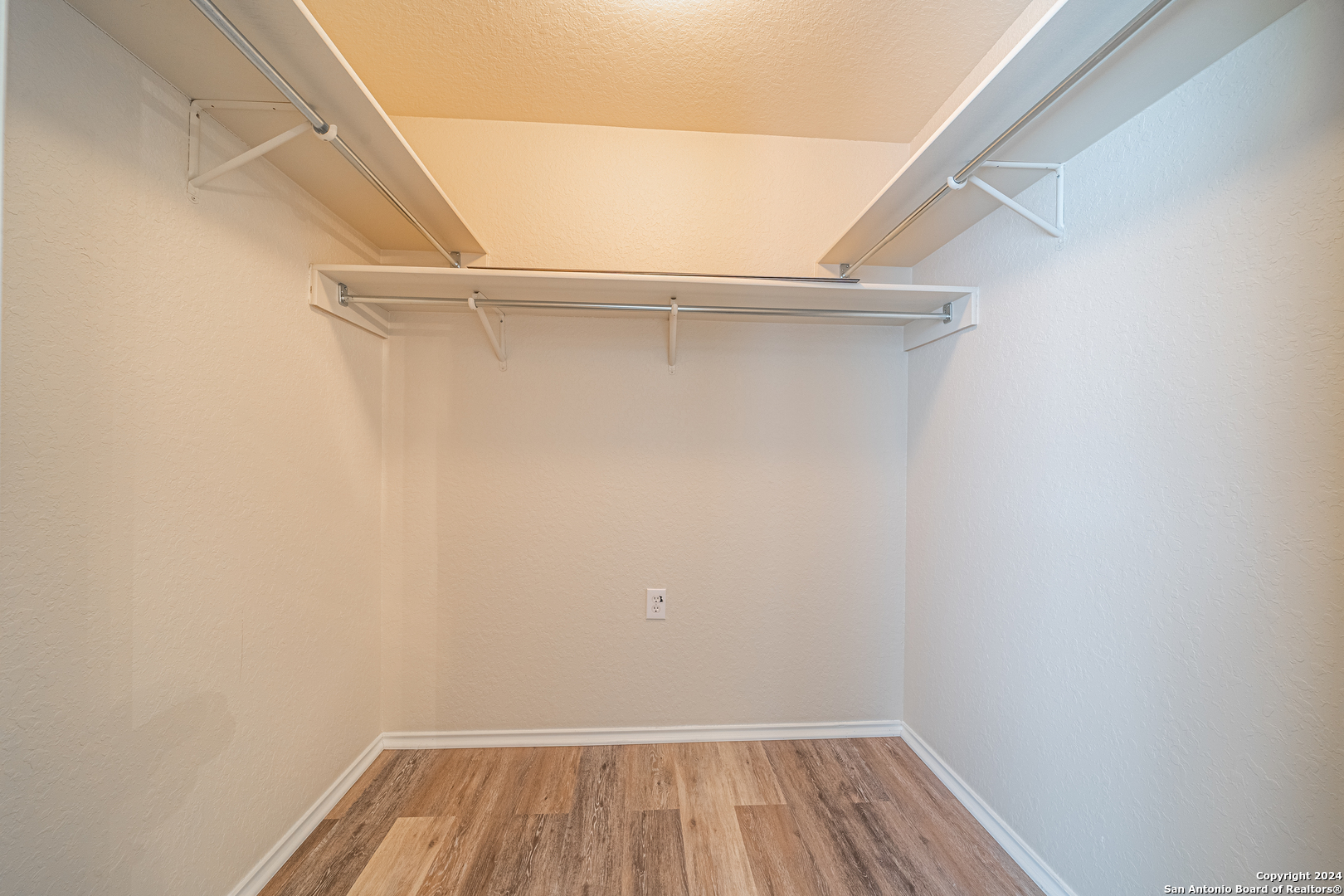 118 BEACON BAY
